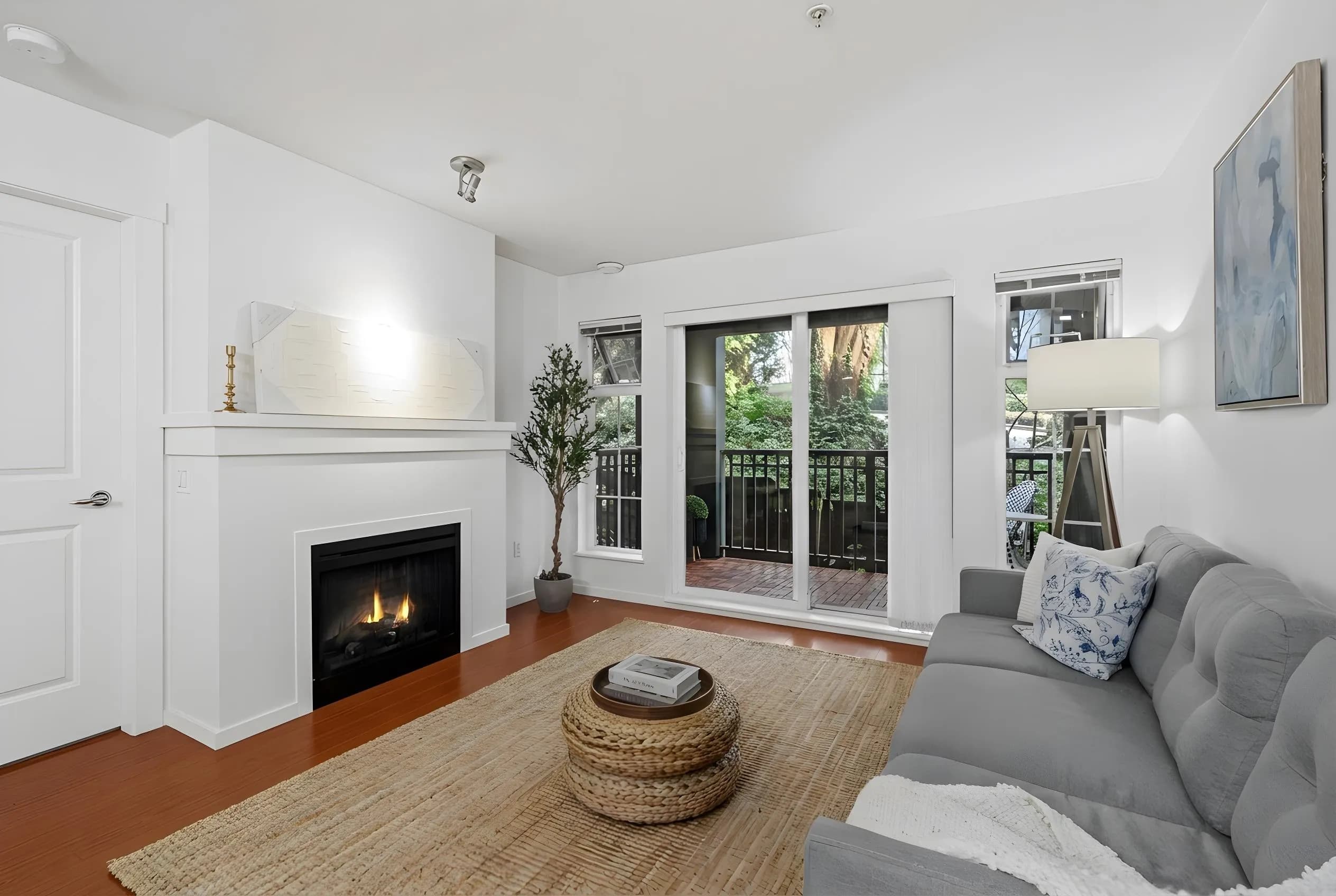 303 9098 Halston Court, Burnaby, BC V3N 0A6 — image 1