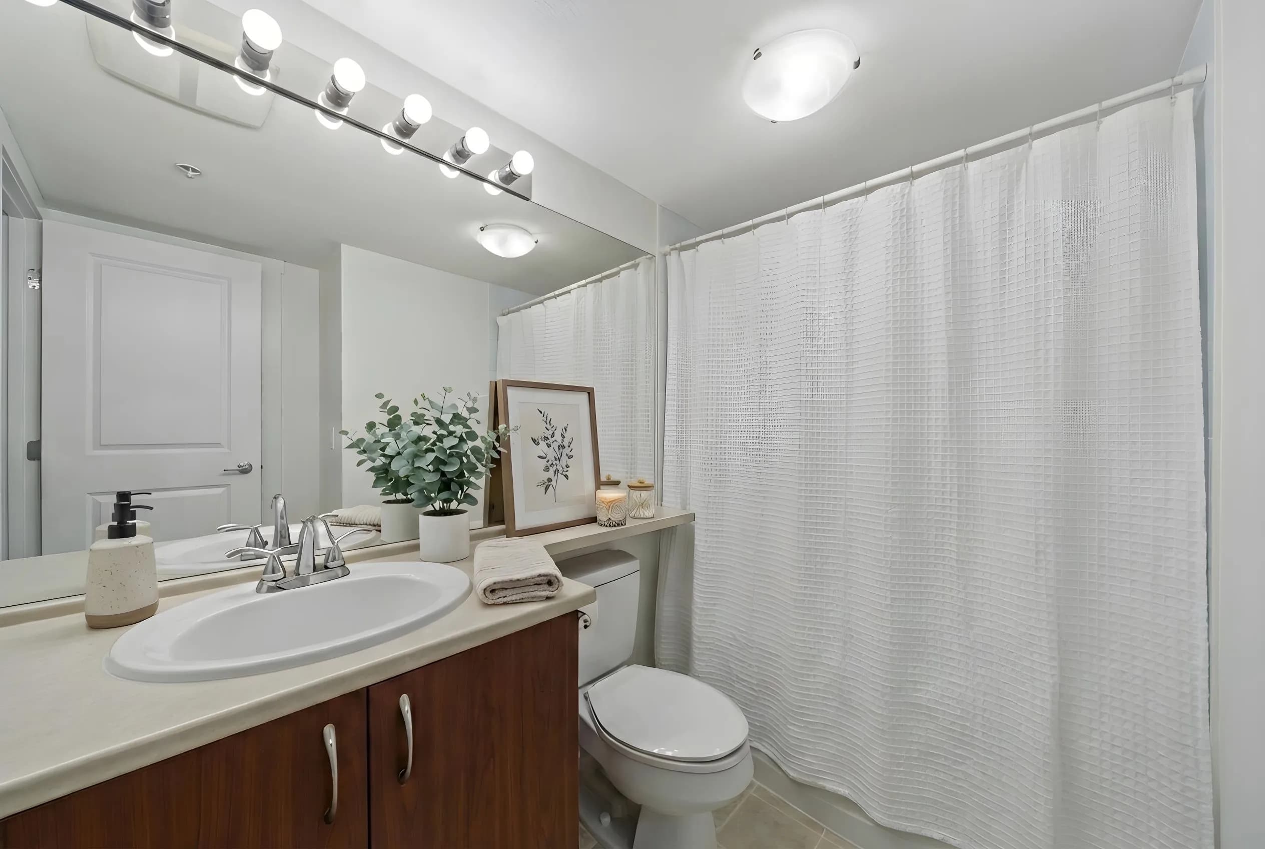303 9098 Halston Court, Burnaby, BC V3N 0A6 — image 8