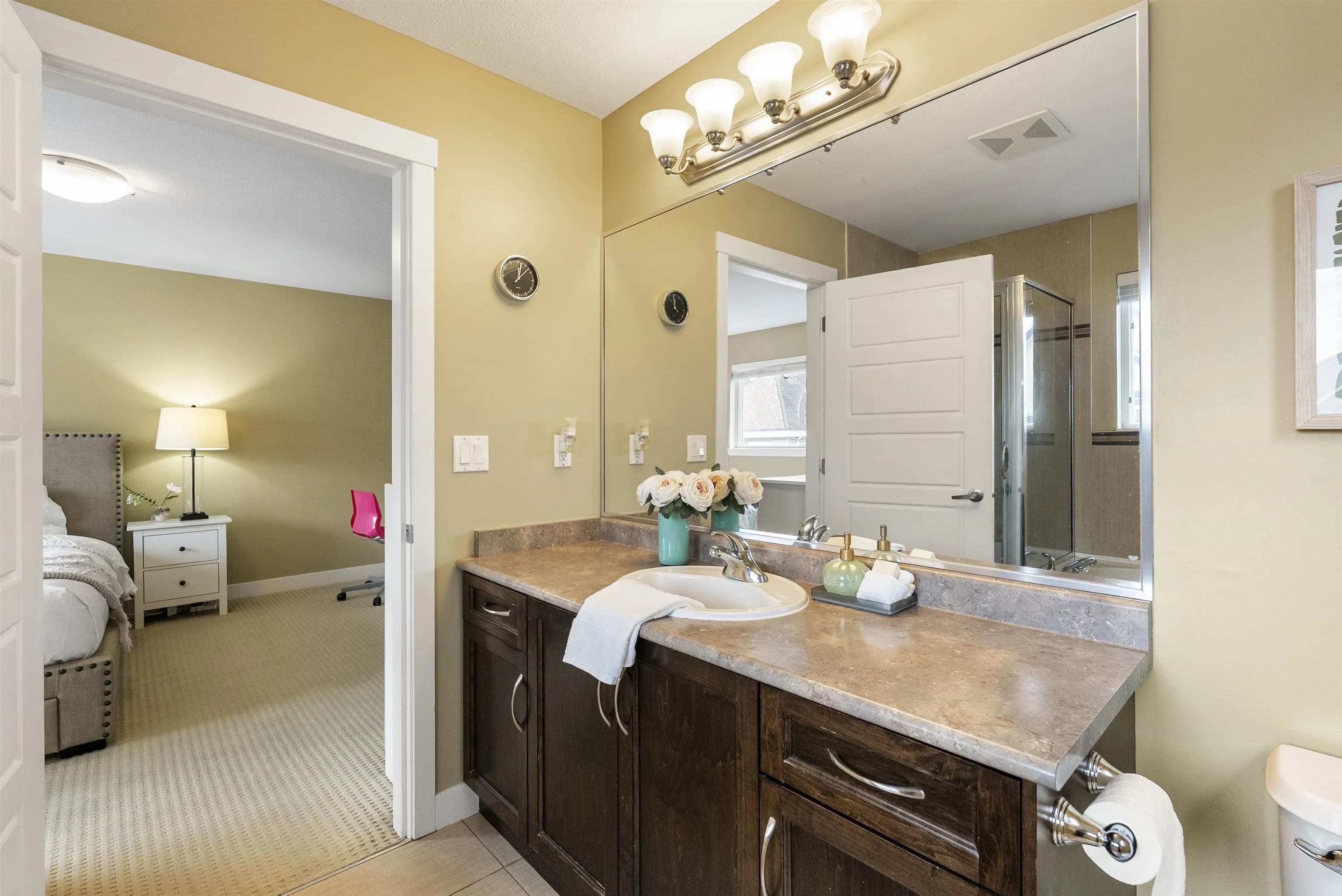 7116 195a Street, Surrey, BC V4N 5Z5 — image 15