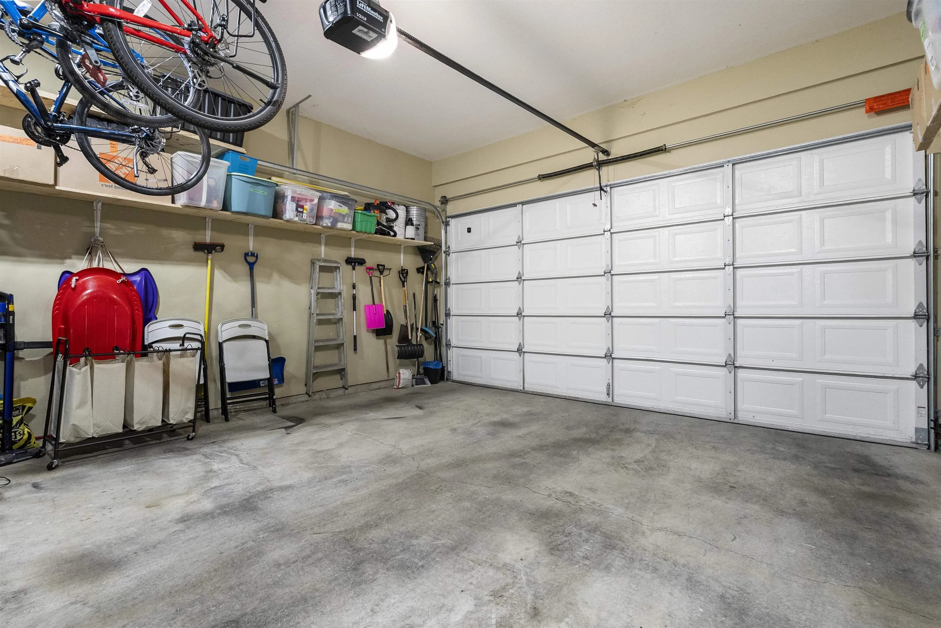 7116 195a Street, Surrey, BC V4N 5Z5 — image 34
