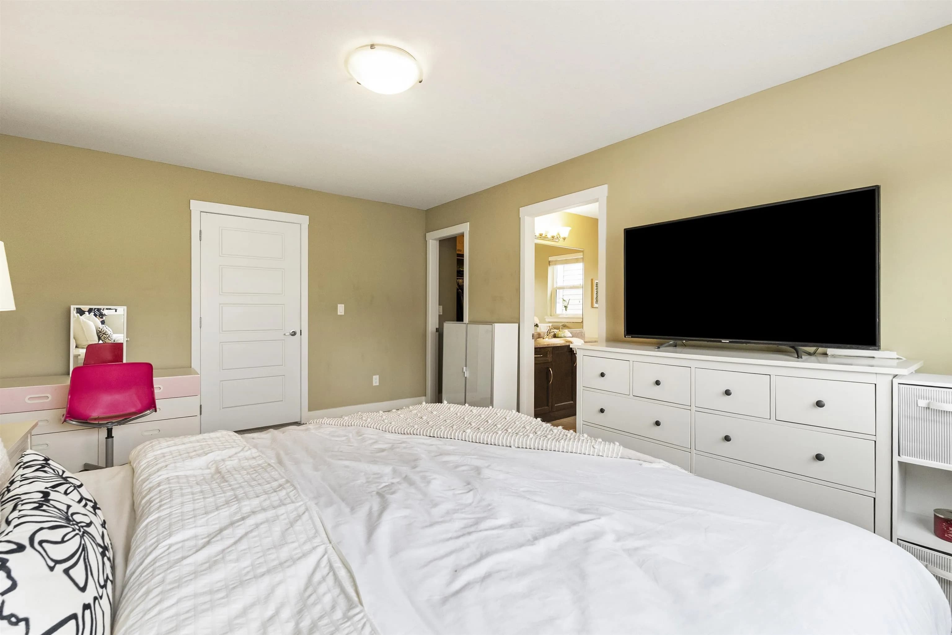 7116 195a Street, Surrey, BC V4N 5Z5 — image 14
