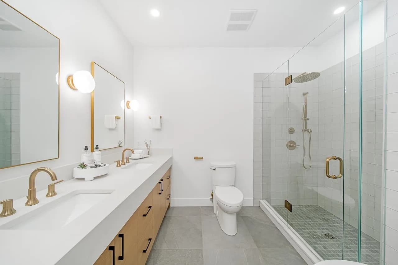 23c Glenmore Drive, West Vancouver, BC V7S 1A5 — image 12