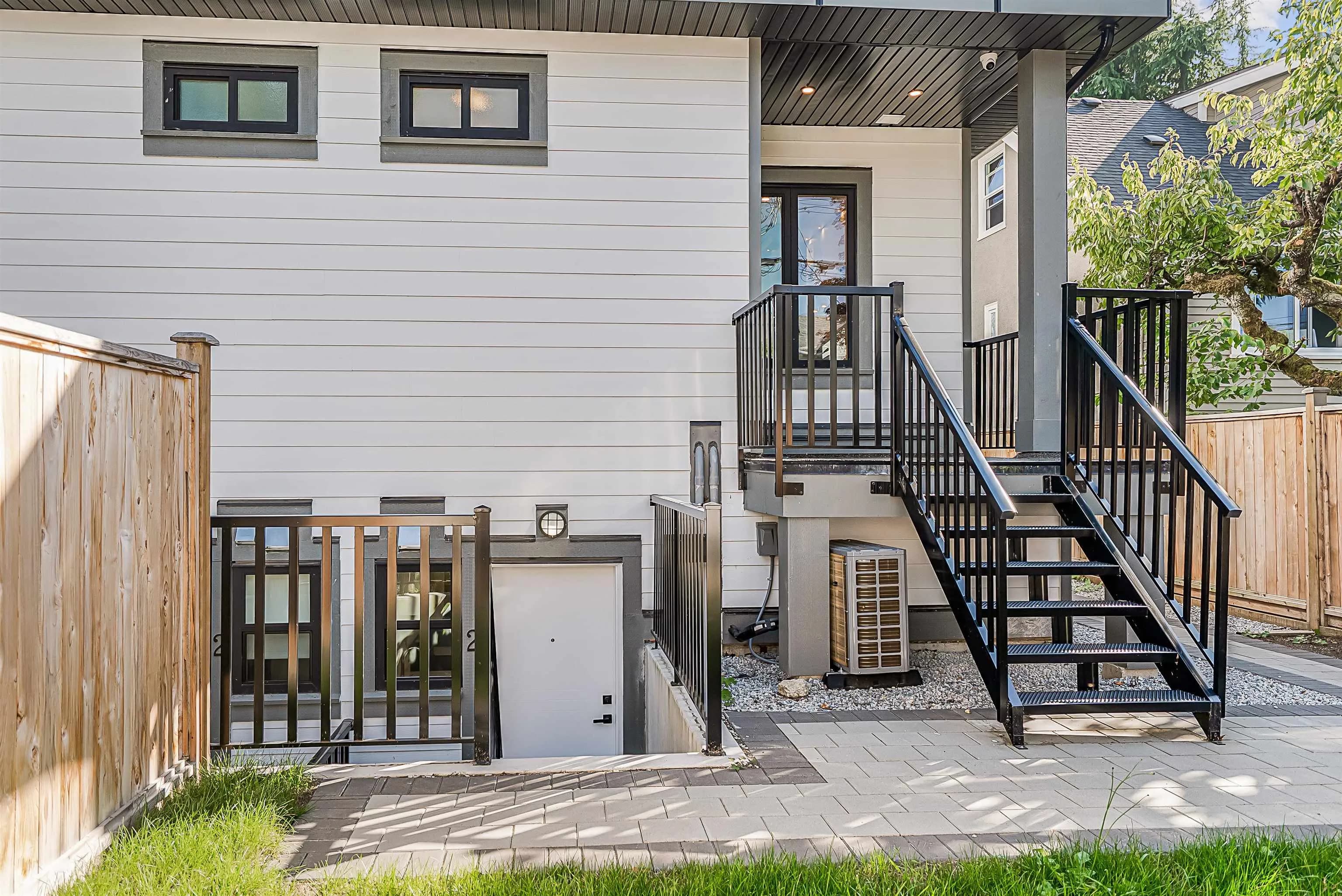 2837 W 31st Avenue, Vancouver, BC V6L 2A3 — image 30