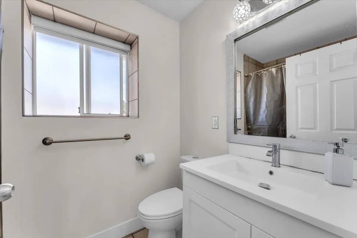 11698 206a Street, Maple Ridge, BC V2X 0X8 — image 17