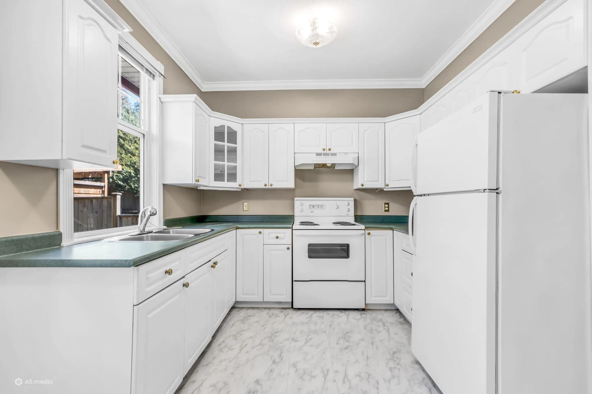 16715 78 Avenue, Surrey, BC V4N 0L8 — image 21