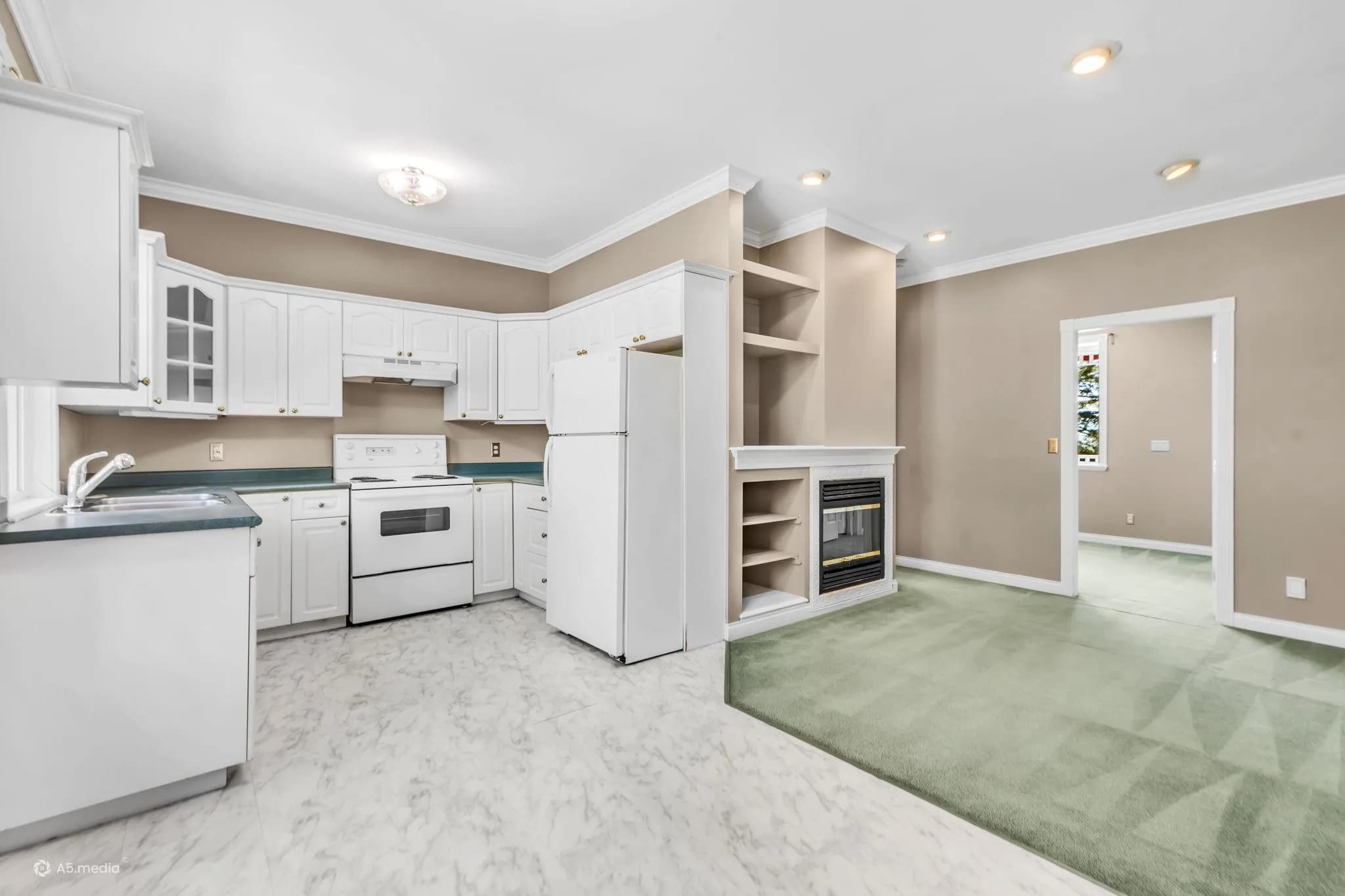 16715 78 Avenue, Surrey, BC V4N 0L8 — image 20