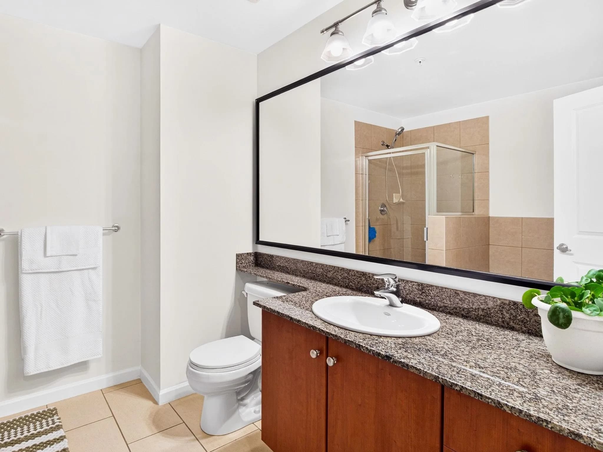 304 100 Capilano Road, Port Moody, BC V3H 5M9 — image 14