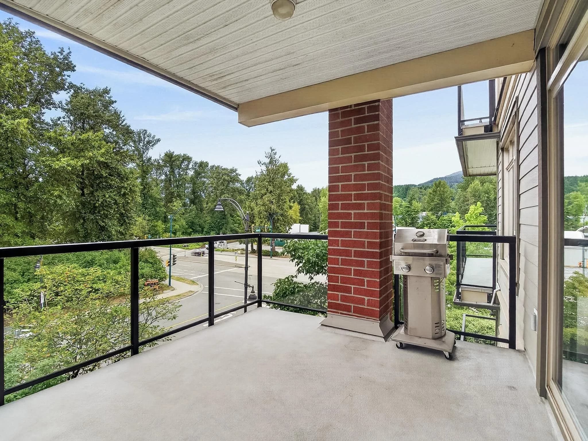 304 100 Capilano Road, Port Moody, BC V3H 5M9 — image 17