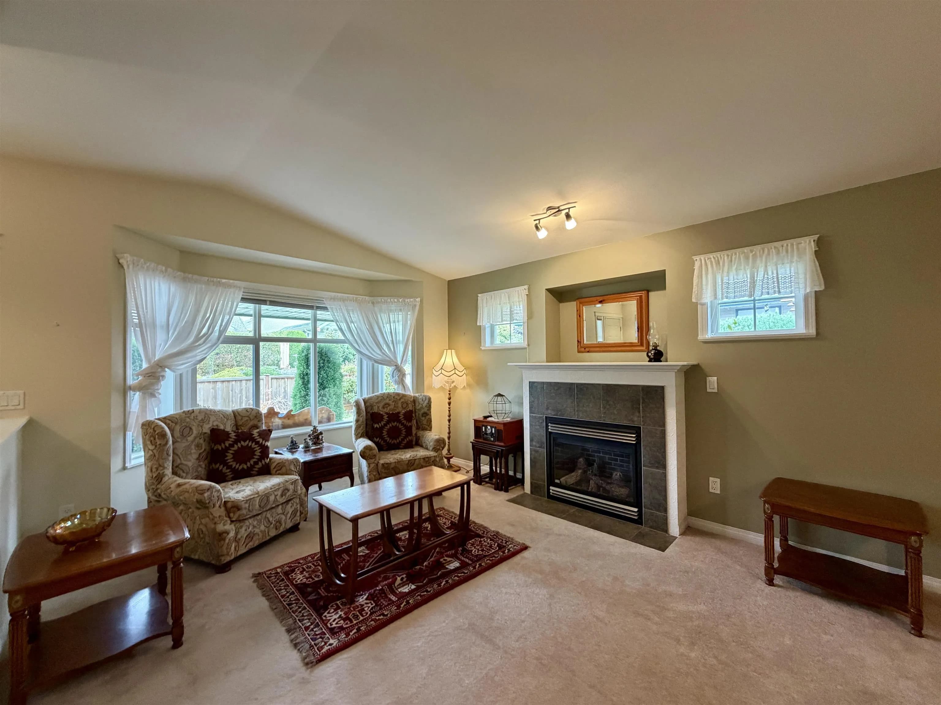 6317 Williams Place, Sechelt, BC V7Z 0M6 — image 7
