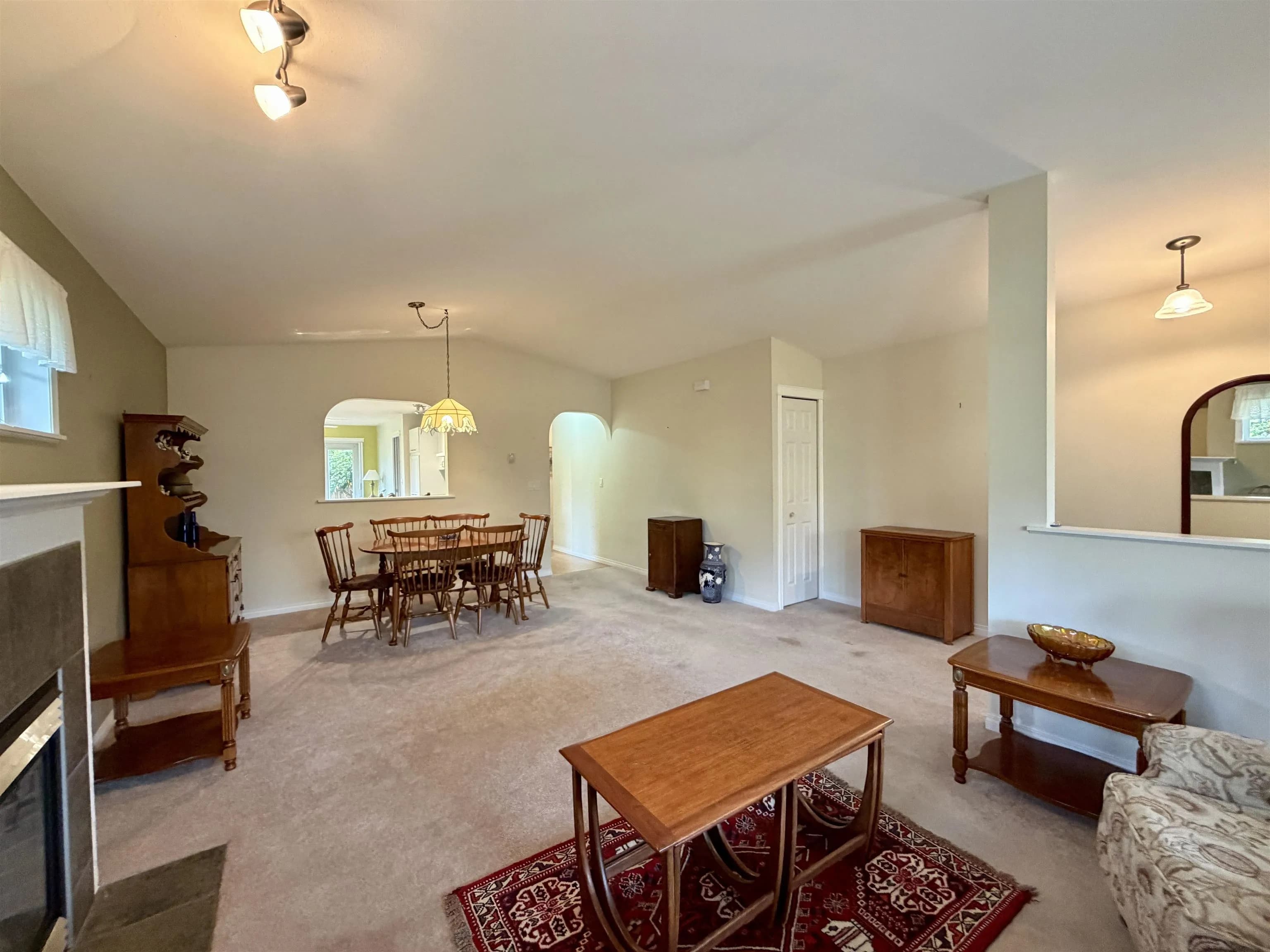 6317 Williams Place, Sechelt, BC V7Z 0M6 — image 4