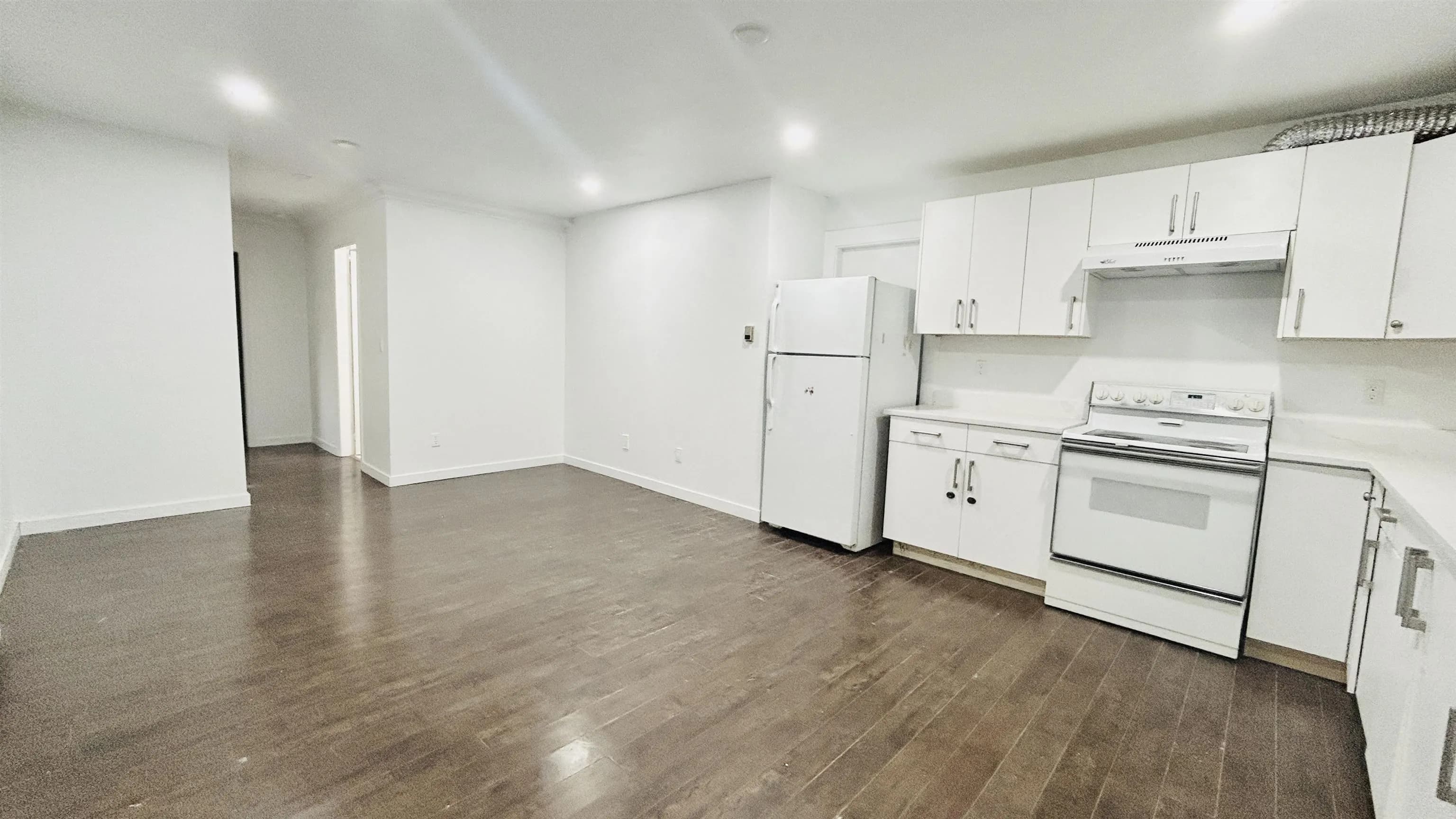 14962 96a Avenue, Surrey, BC V3R 9V6 — image 23
