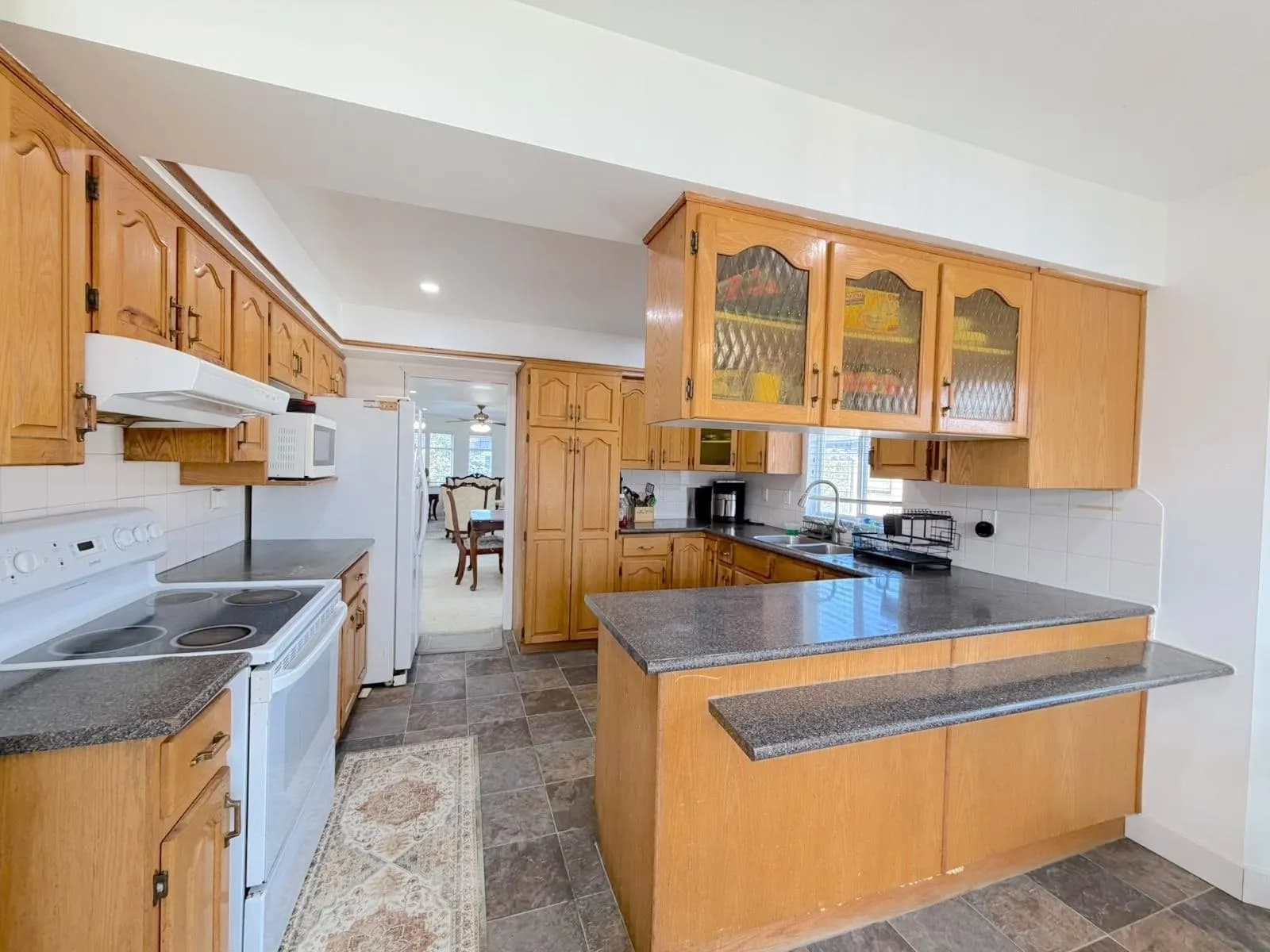 14962 96a Avenue, Surrey, BC V3R 9V6 — image 16