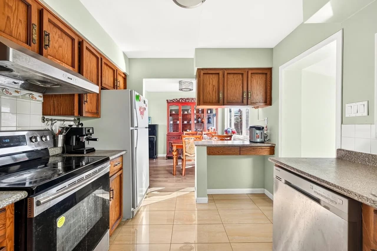 3232 W 16th Avenue, Vancouver, BC V6K 3E3 — image 14