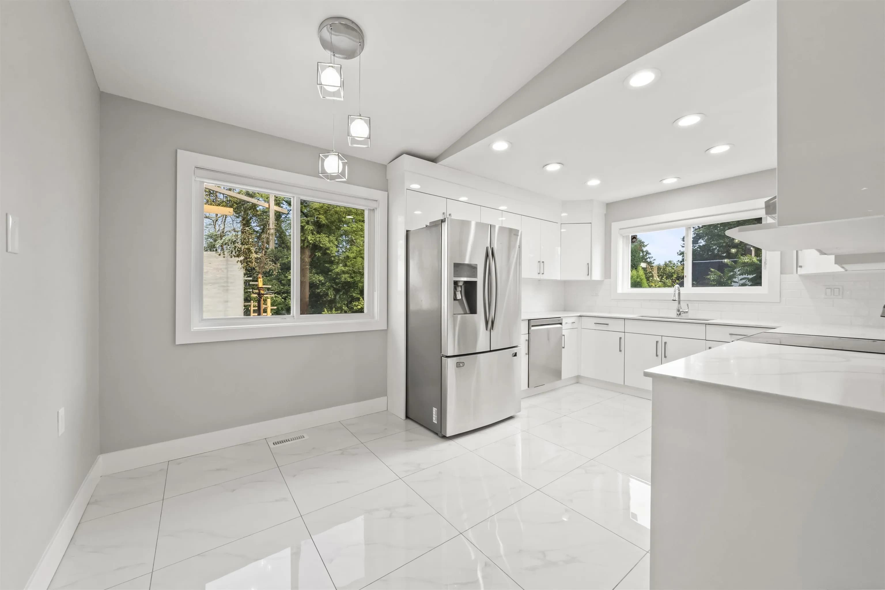 18018 60 Avenue, Surrey, BC V3S 1V6 — image 12