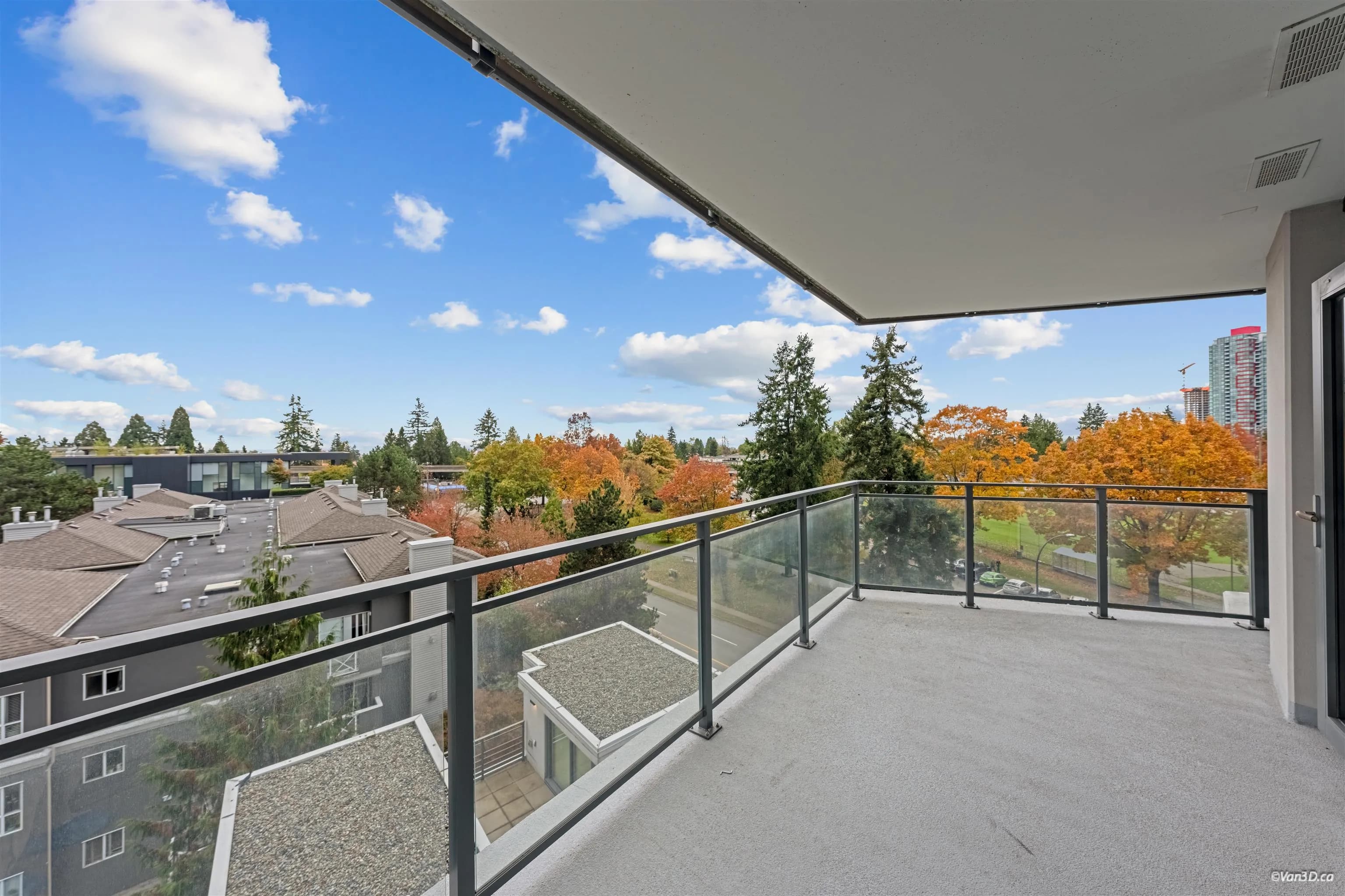 602 4900 Lennox Lane, Burnaby, BC V5H 0G9 — image 25