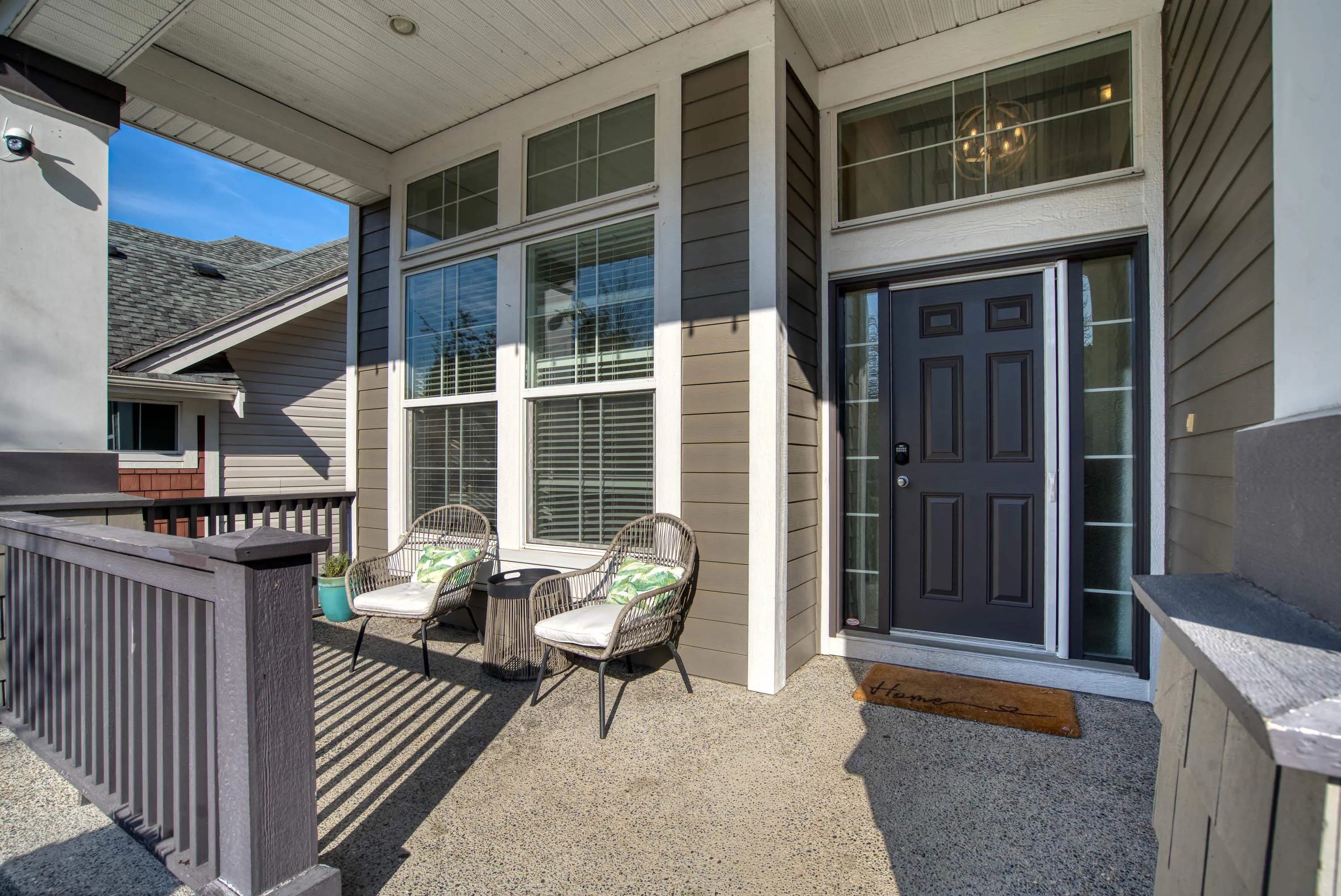 16329 61a Avenue, Surrey, BC V3S 3W2 — image 2