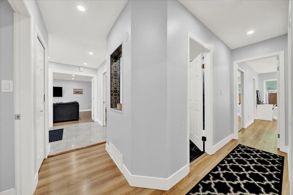 1953 158a Street, Surrey, BC V4A 8G9 — image 10