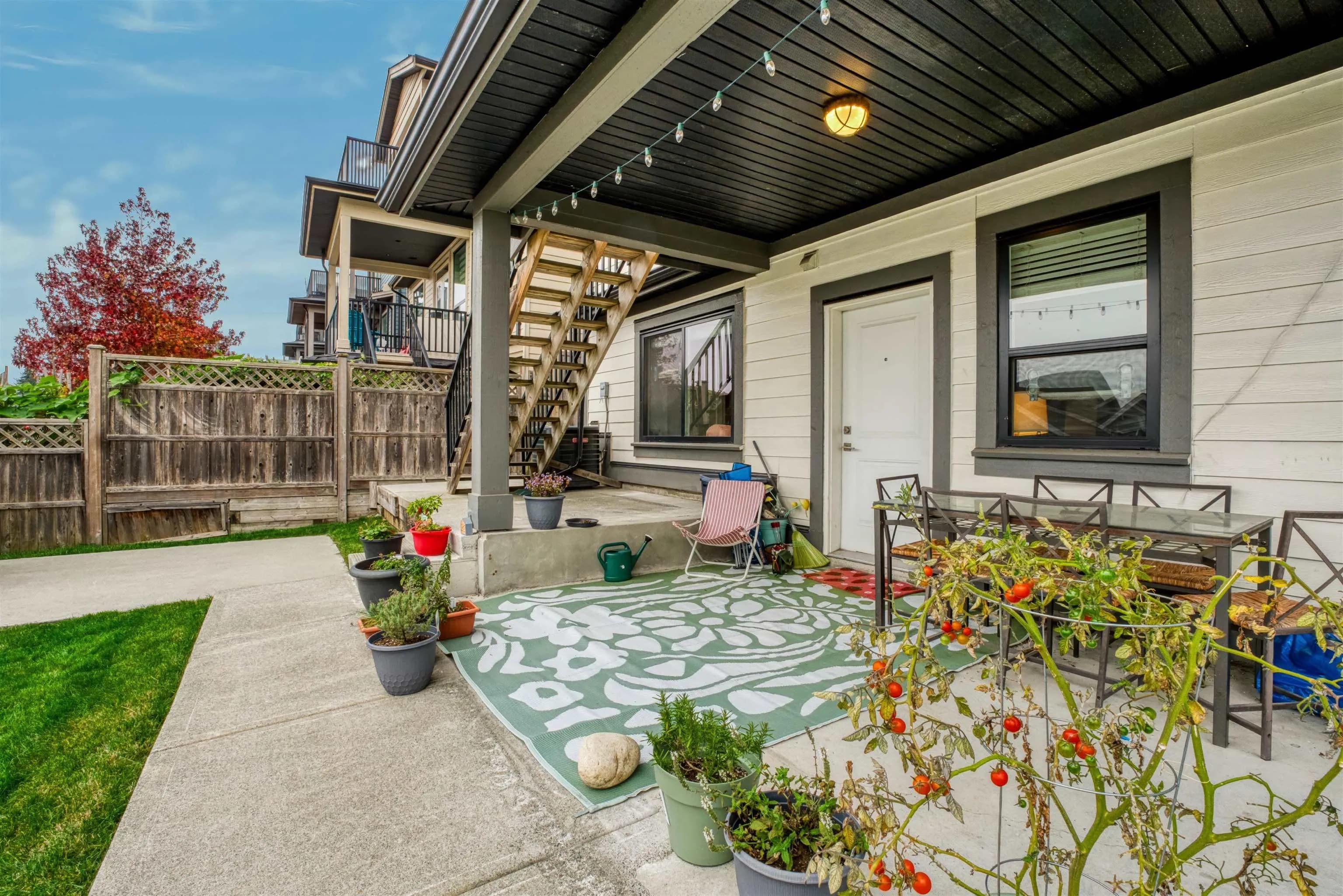 16772 16a Avenue, Surrey, BC V3Z 0T3 — image 32