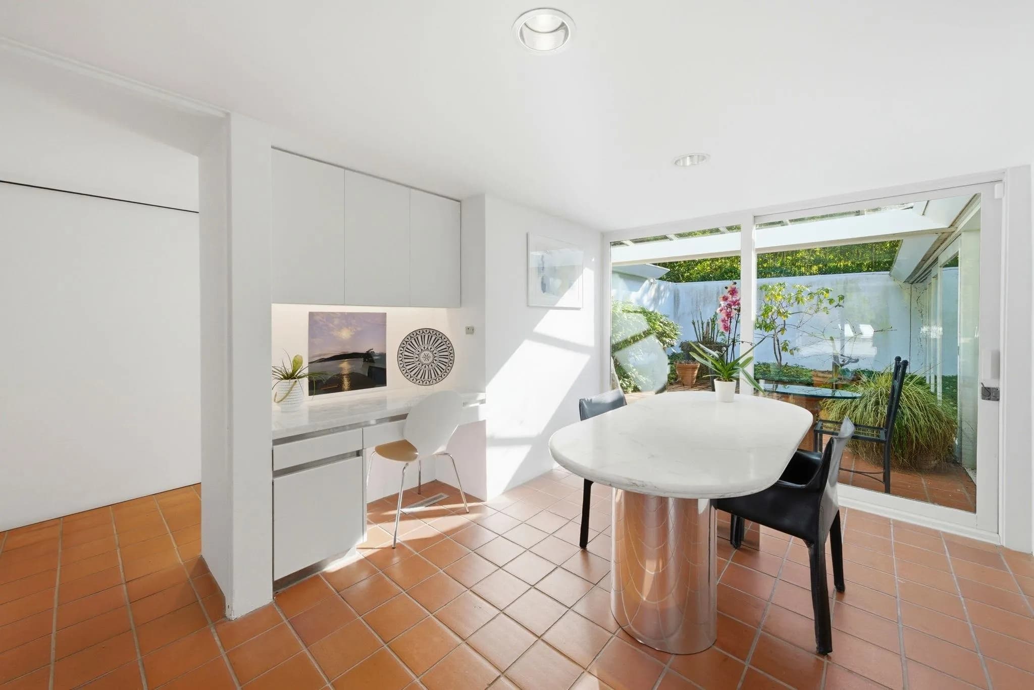 5210 Marine Drive, West Vancouver, BC V7W 2P8 — image 12