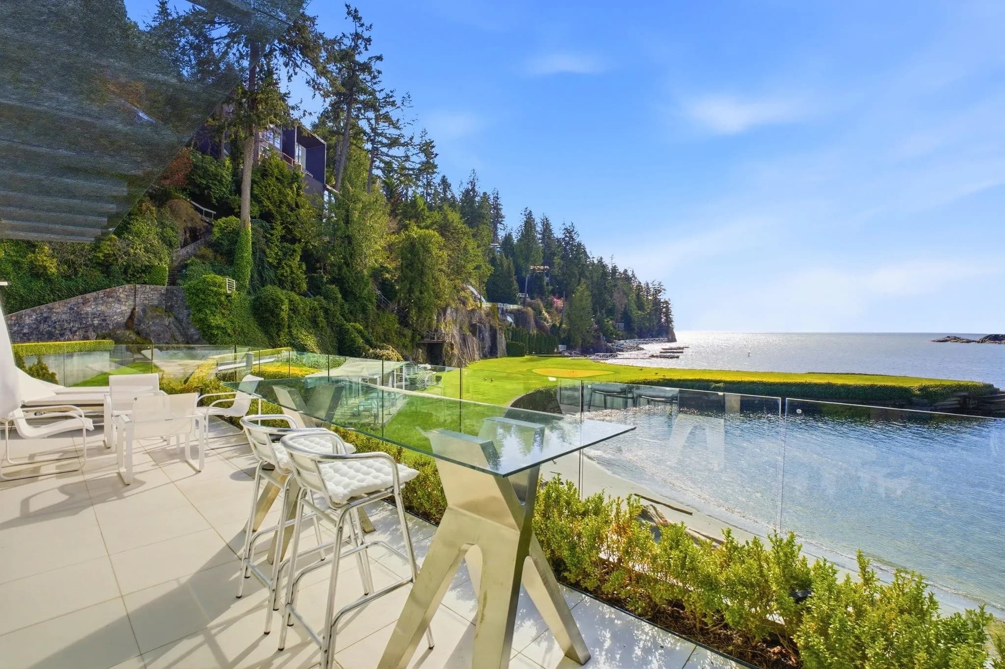 5210 Marine Drive, West Vancouver, BC V7W 2P8 — image 29