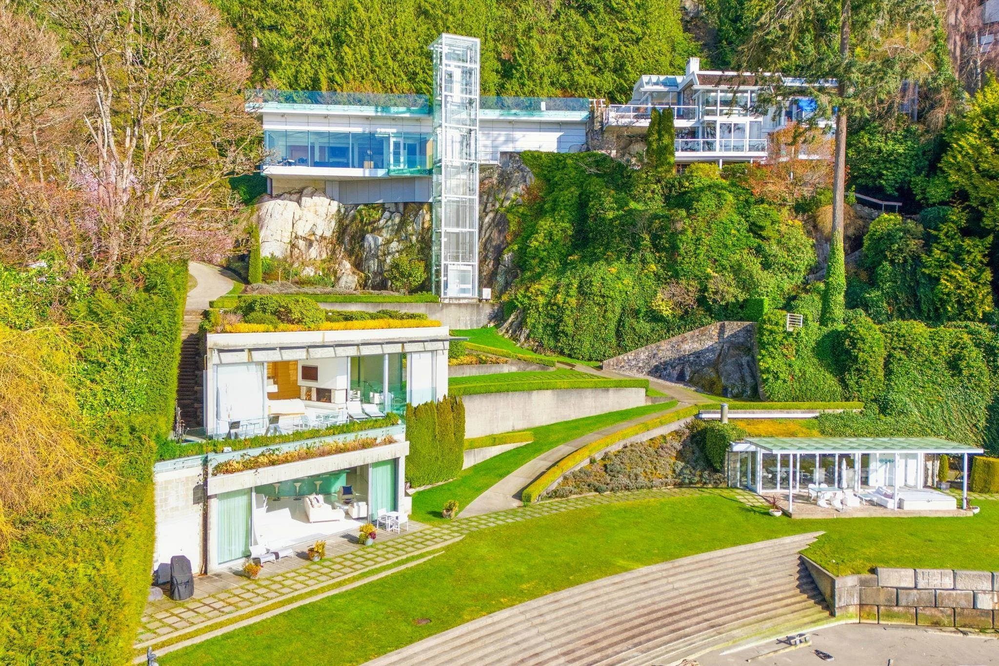 5210 Marine Drive, West Vancouver, BC V7W 2P8 — image 5