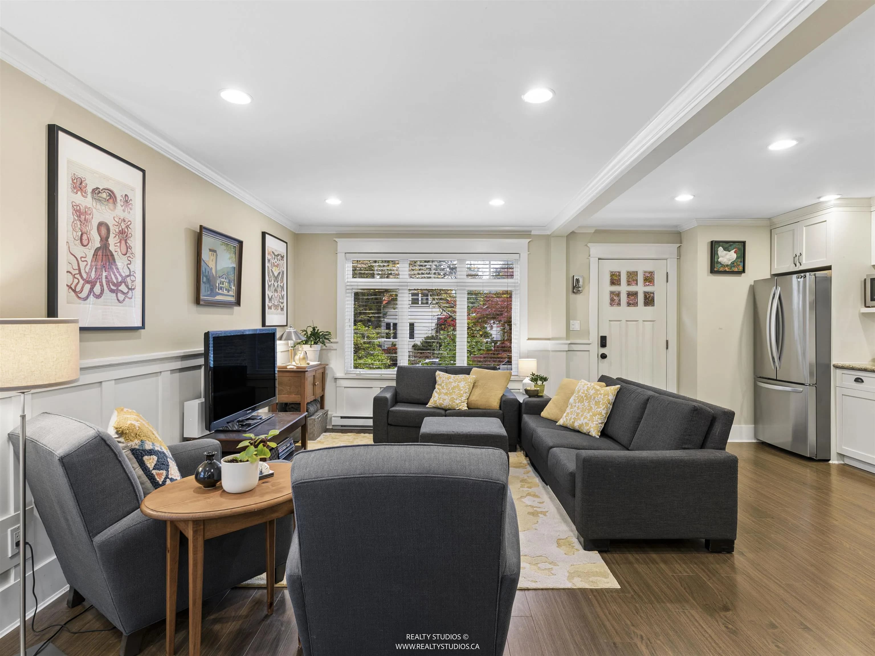 338 E 20th Avenue, Vancouver, BC V5V 1M3 — image 2