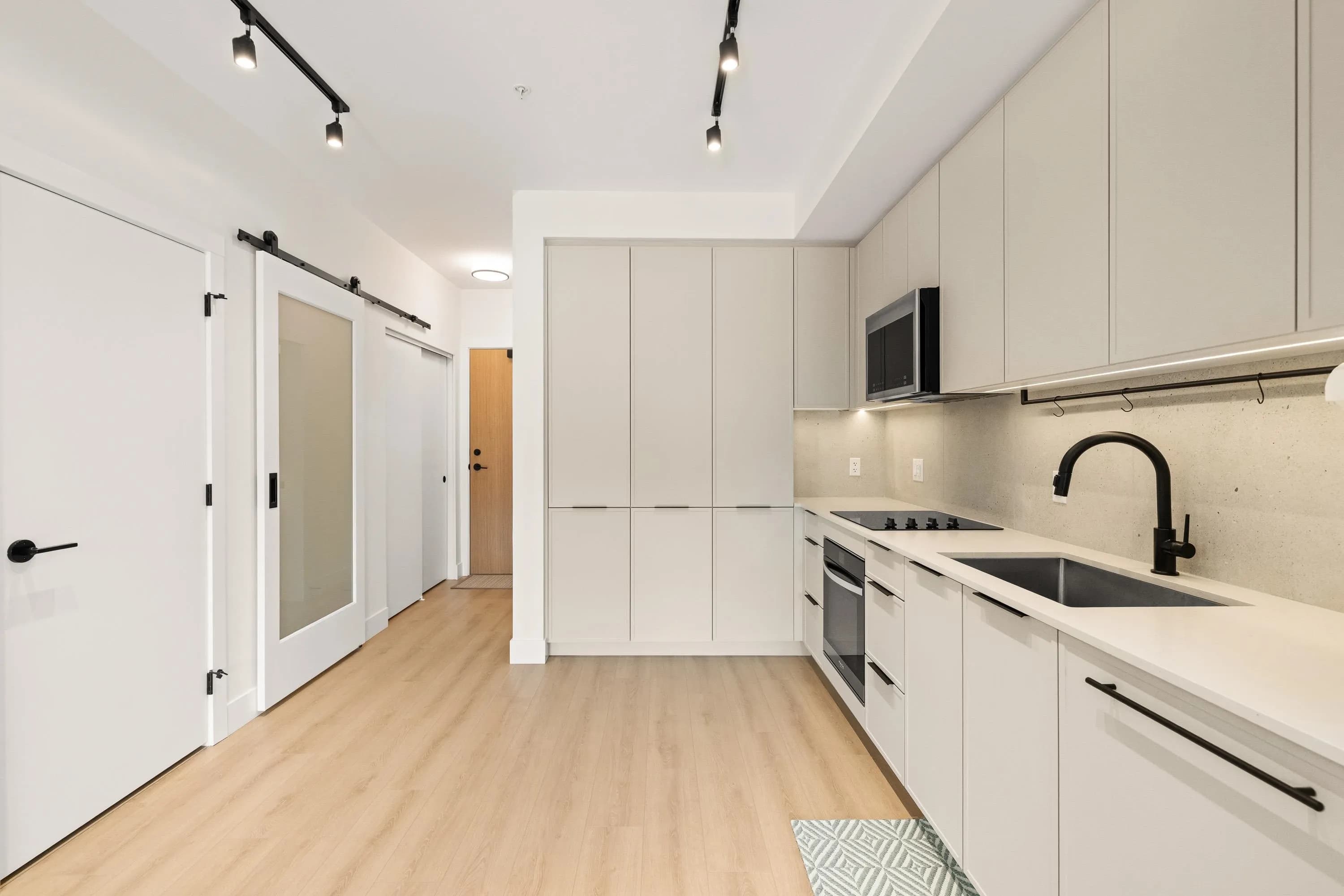 207 3055 Murray Street, Port Moody, BC V3H 0P4 — image 6
