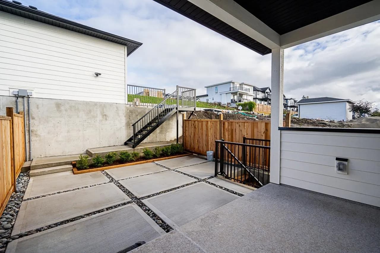 16685 16 Avenue, Surrey, BC V3S 9X7 — image 33