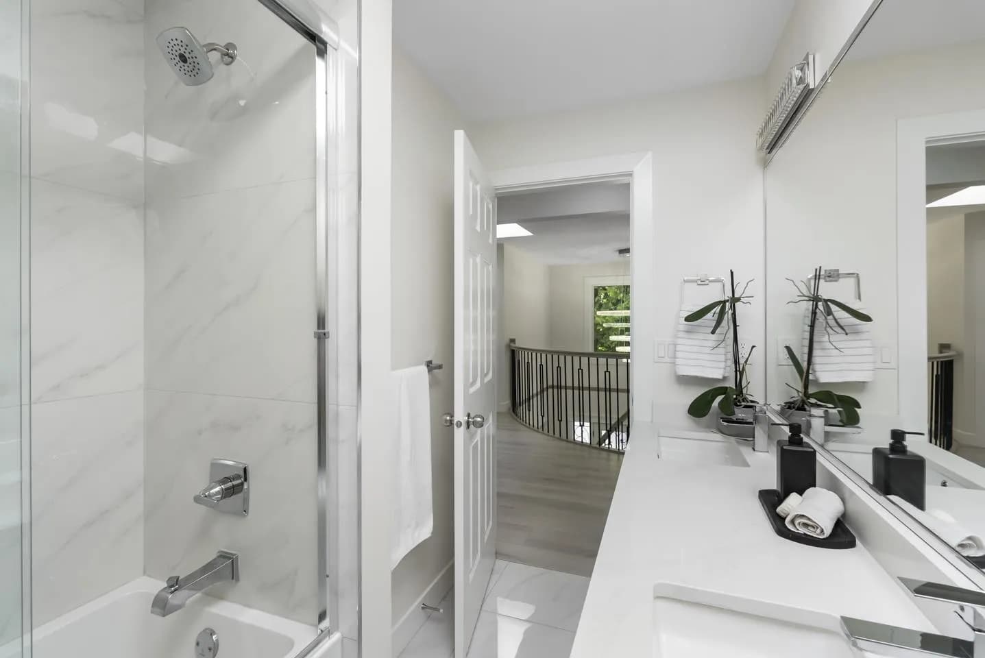8034 166 Street, Surrey, BC V4N 0H1 — image 16