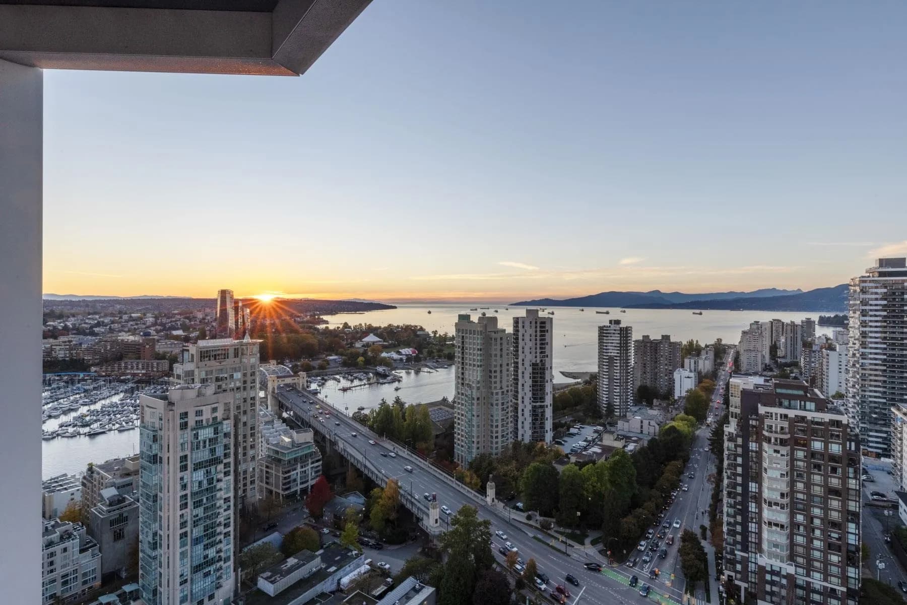 2903 889 Pacific Street, Vancouver, BC V6Z 1C3 — image 12