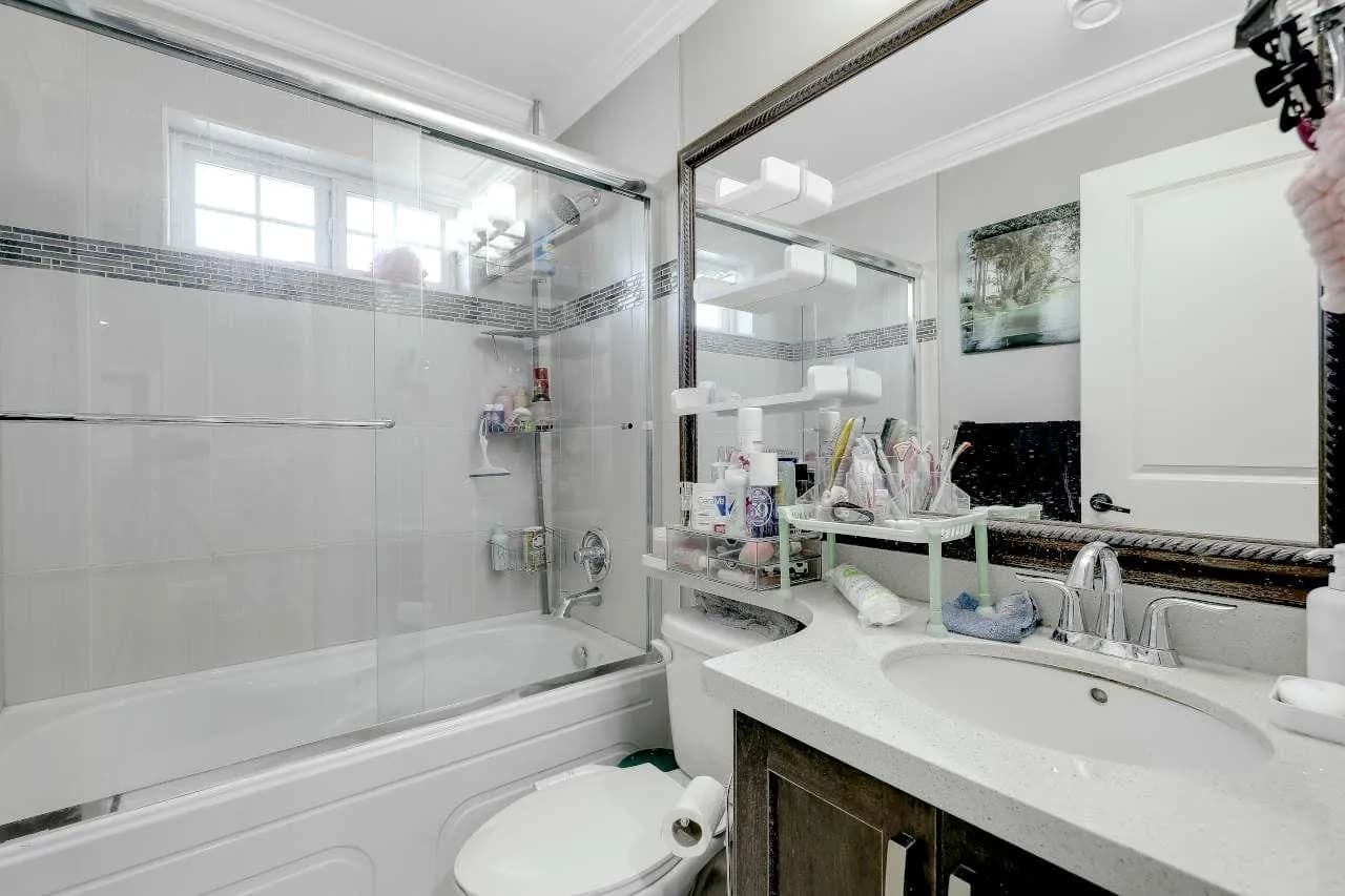 14866 62a Avenue, Surrey, BC V3S 2W9 — image 7