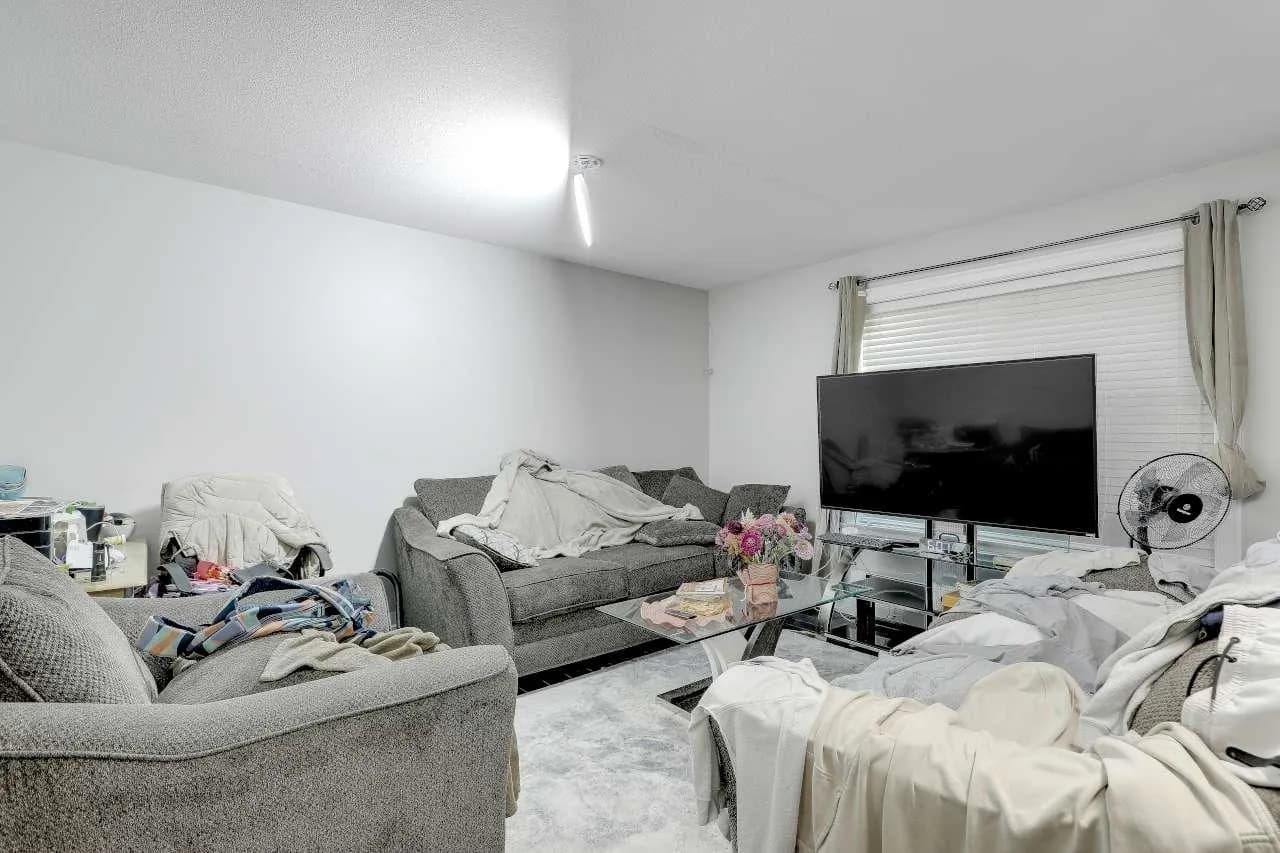 14866 62a Avenue, Surrey, BC V3S 2W9 — image 2