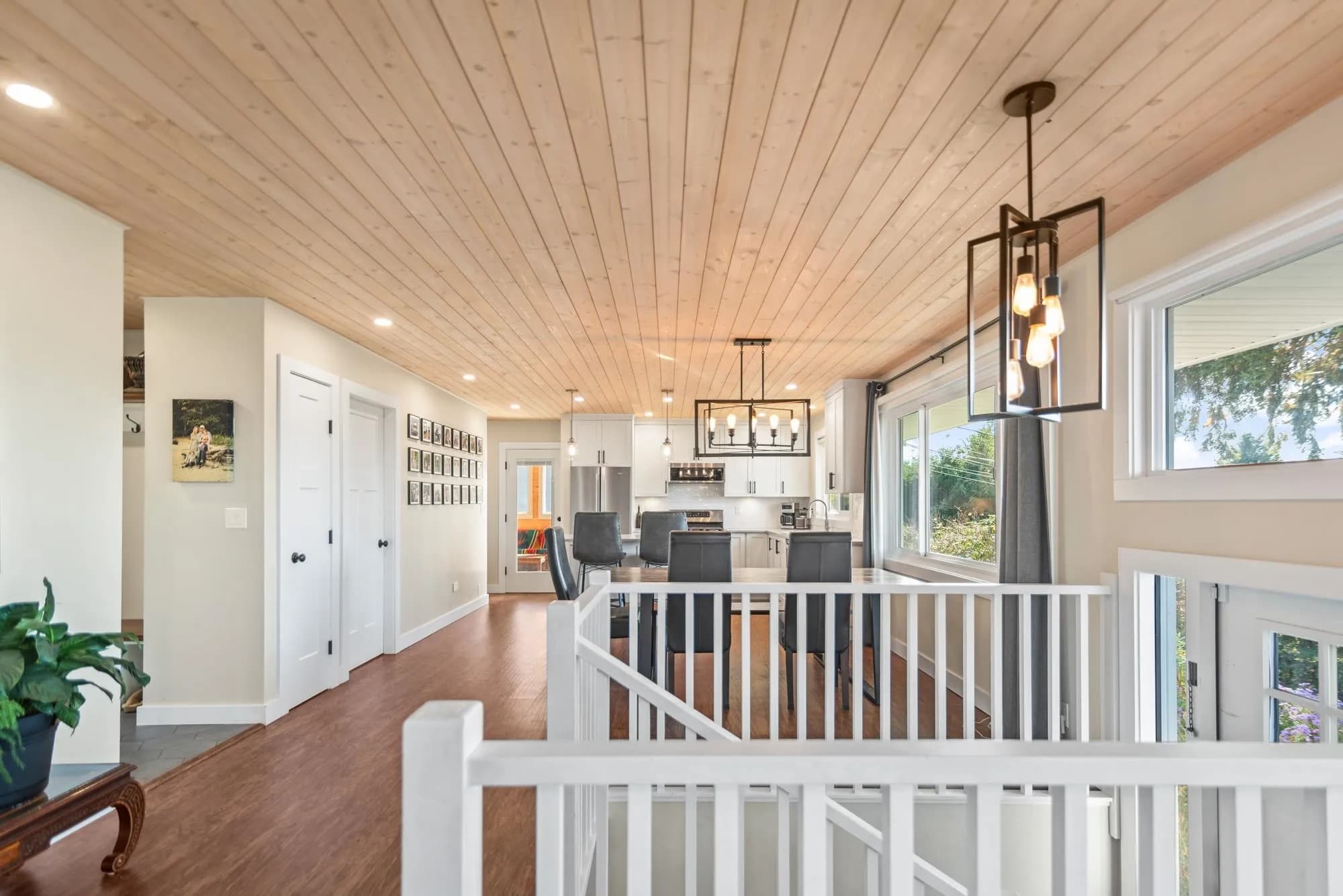 4770 Laurel Avenue, Sechelt, BC V7Z 0B4 — image 13