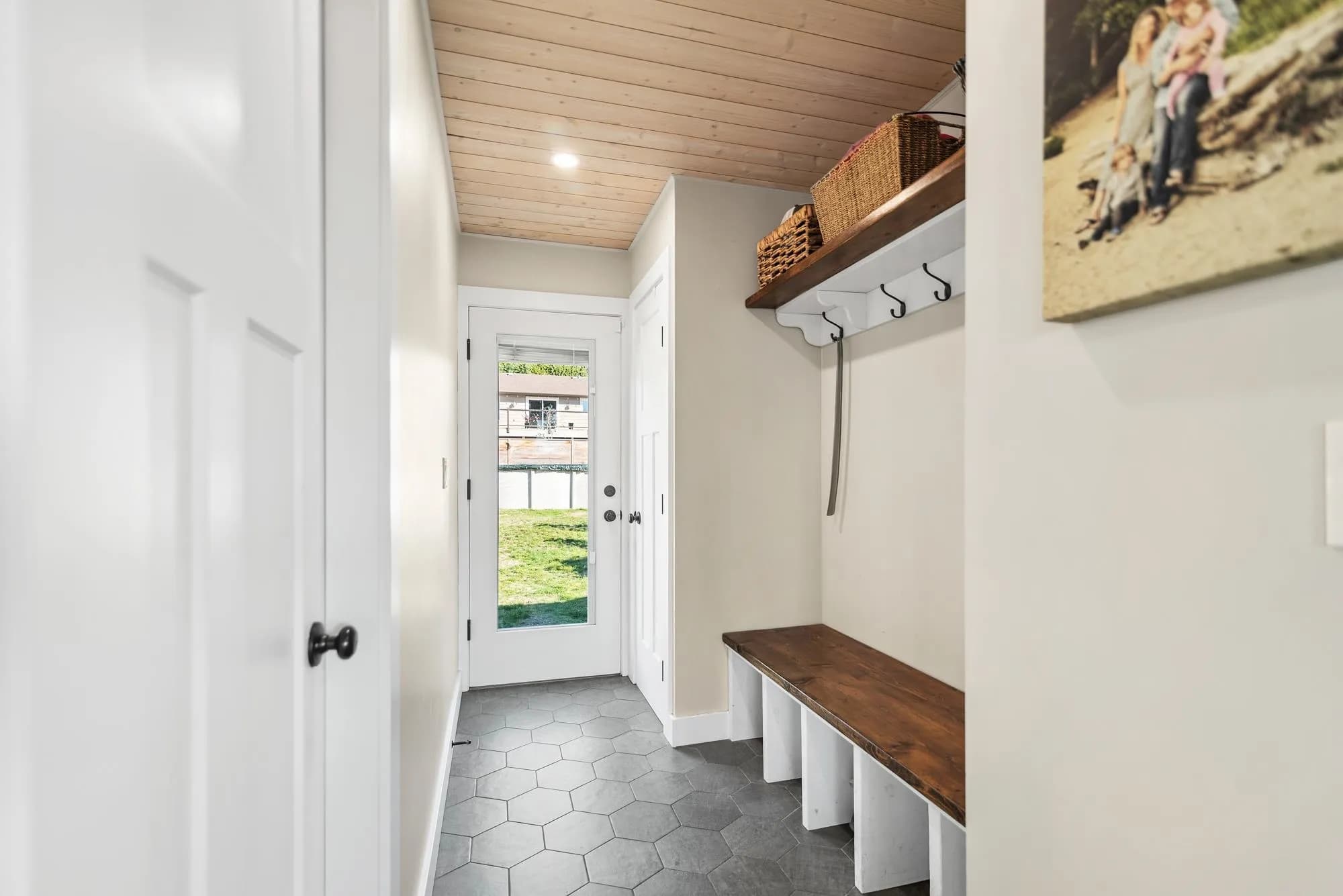 4770 Laurel Avenue, Sechelt, BC V7Z 0B4 — image 18