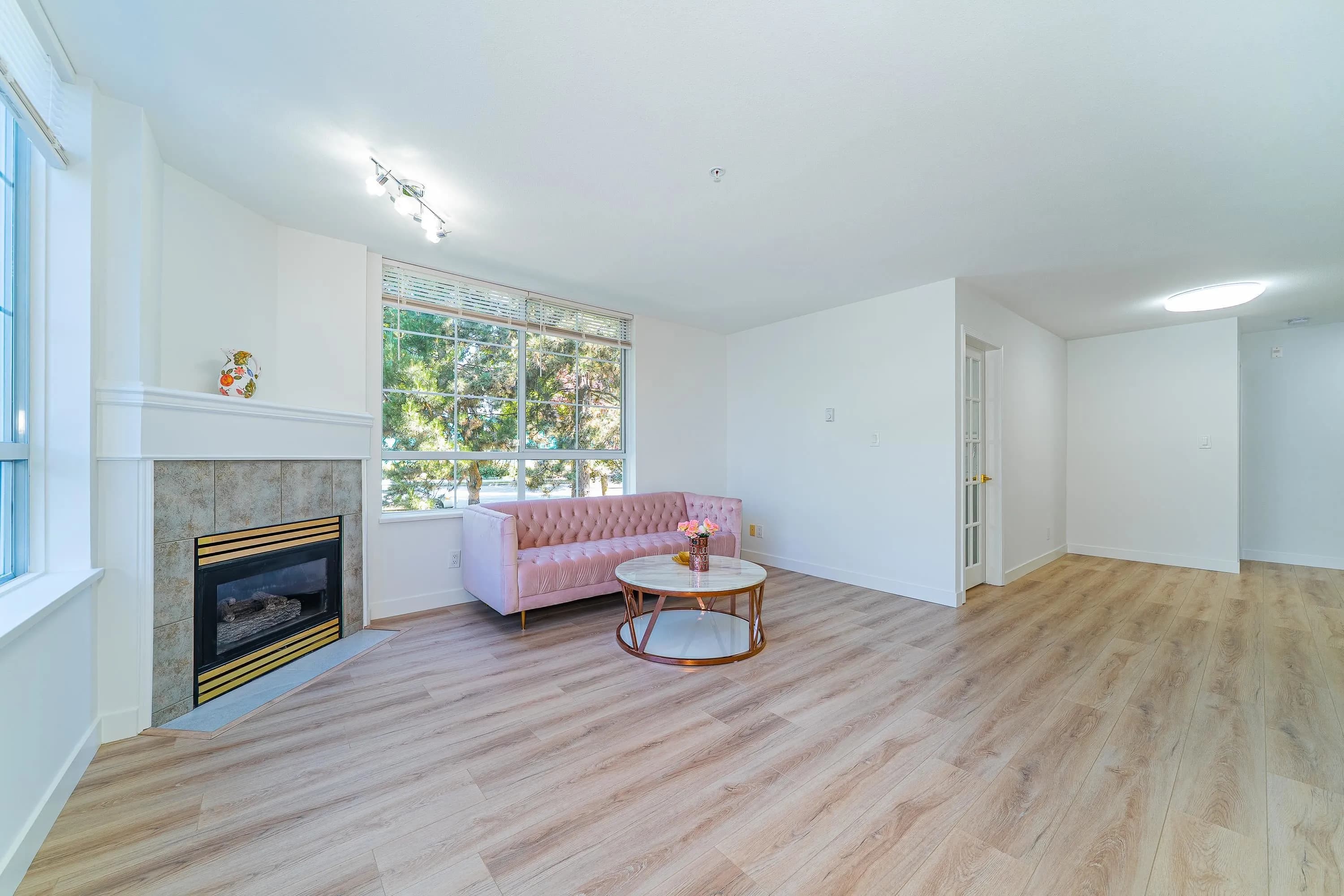 211 7117 Antrim Avenue, Burnaby, BC V5J 5K1 — image 16