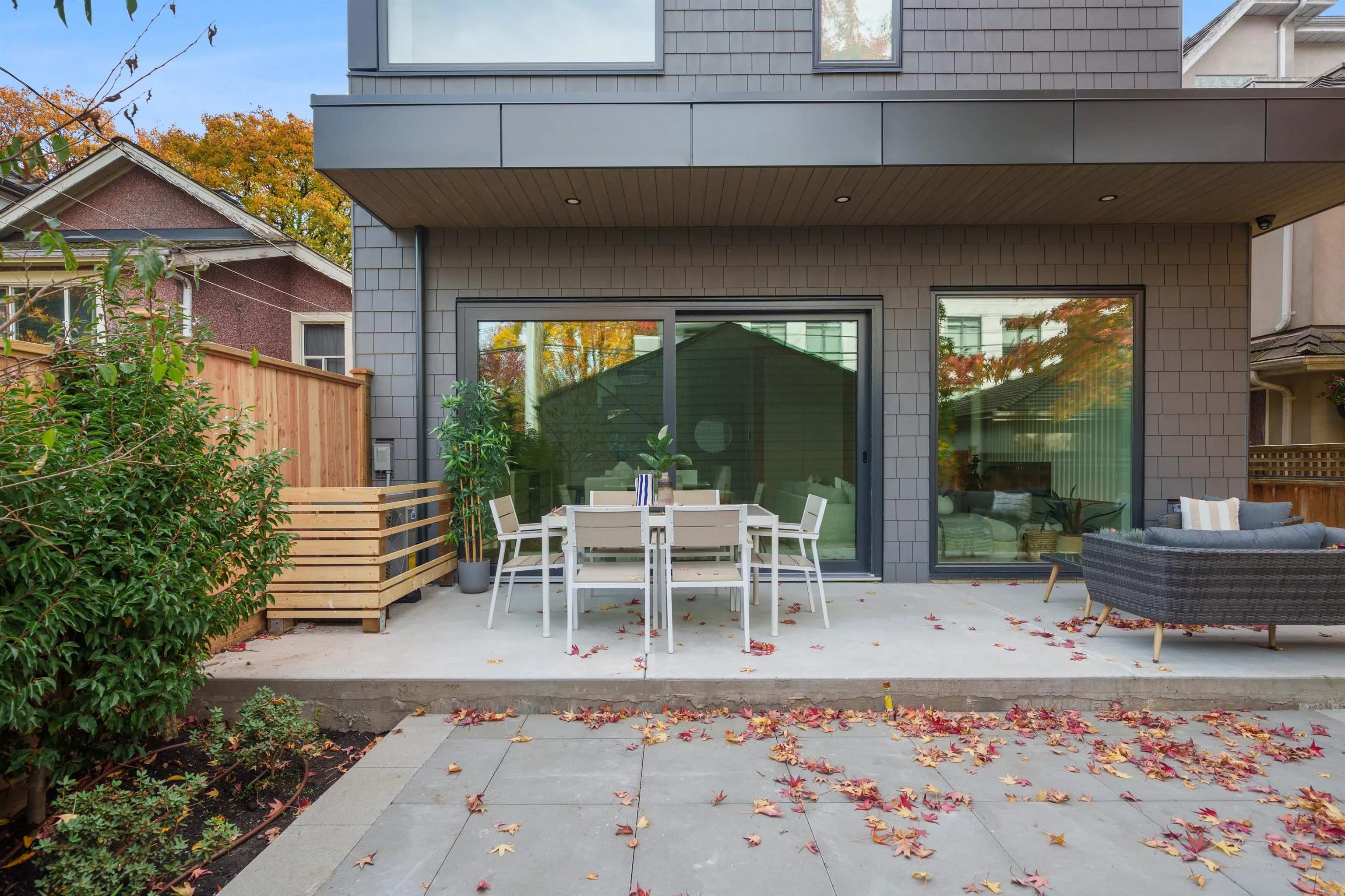 2 3657 W 11th Avenue, Vancouver, BC V6R 2K4 — image 36