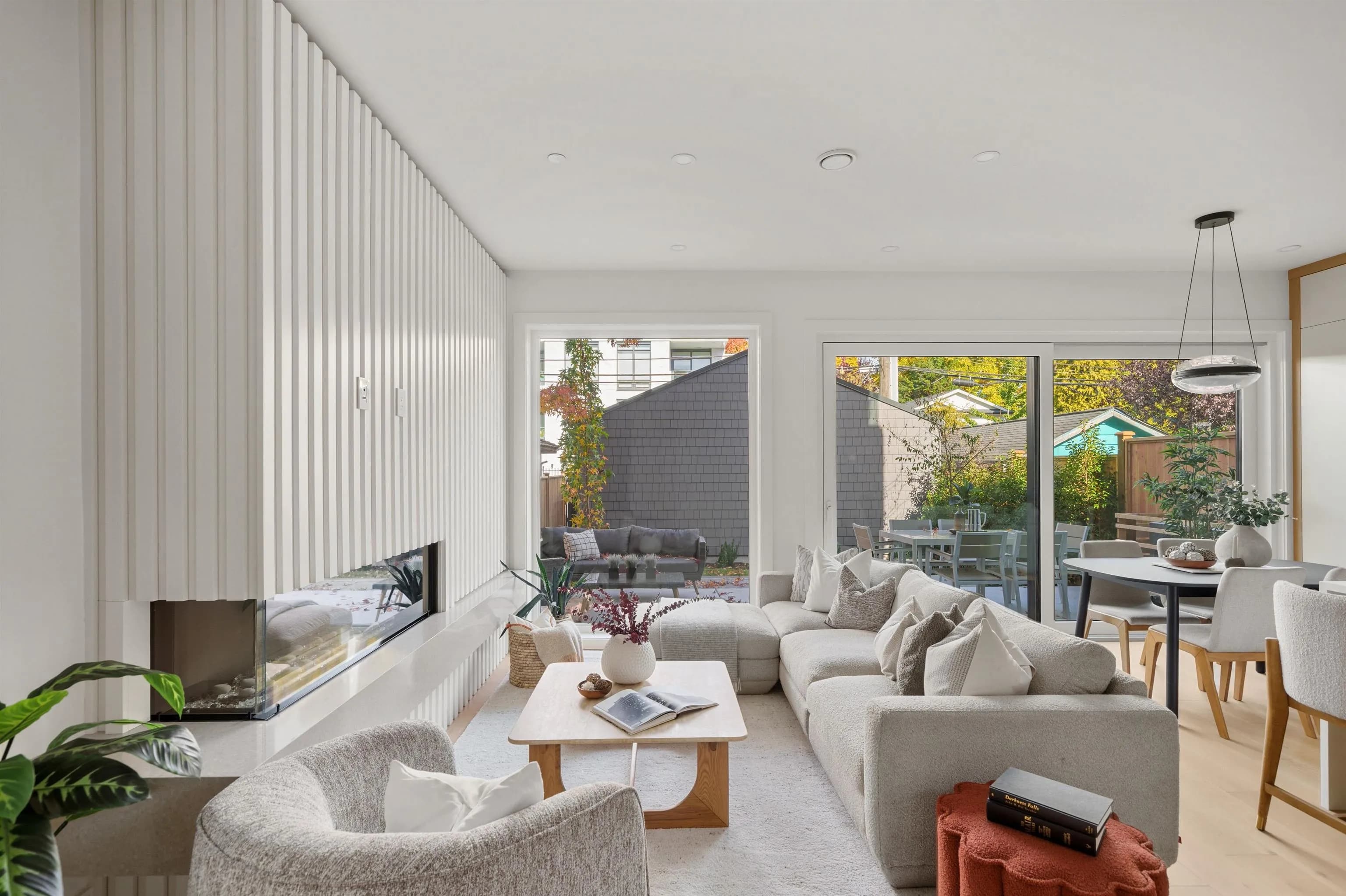 2 3657 W 11th Avenue, Vancouver, BC V6R 2K4 — image 4