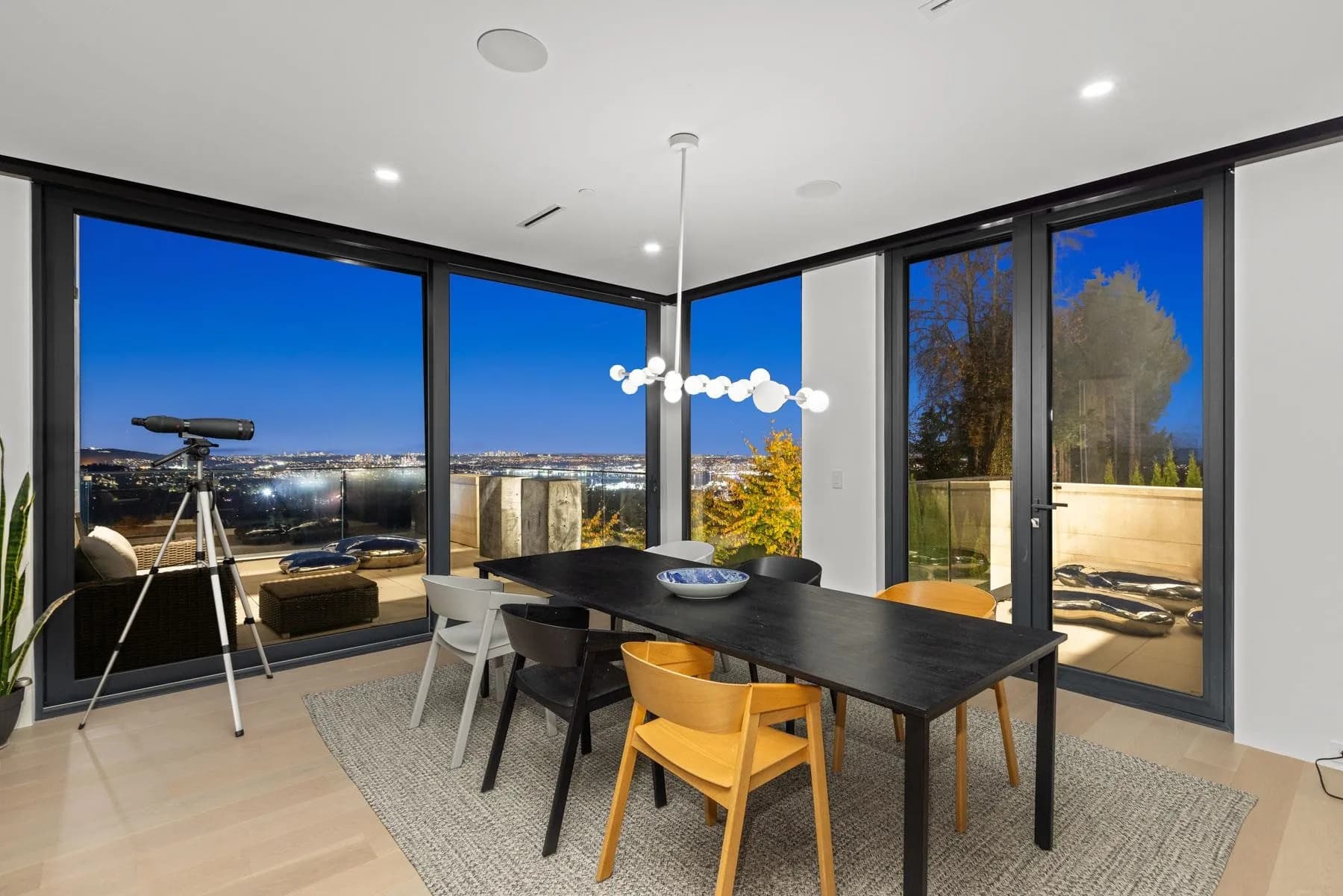 1027 Millstream Road, West Vancouver, BC V7S 2C6 — image 9
