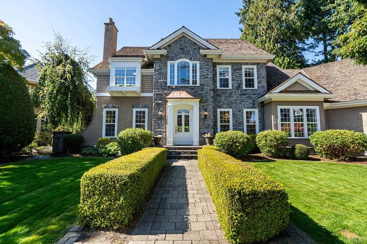 13761 22a Avenue, Surrey, BC V4A 9V8 — image 1