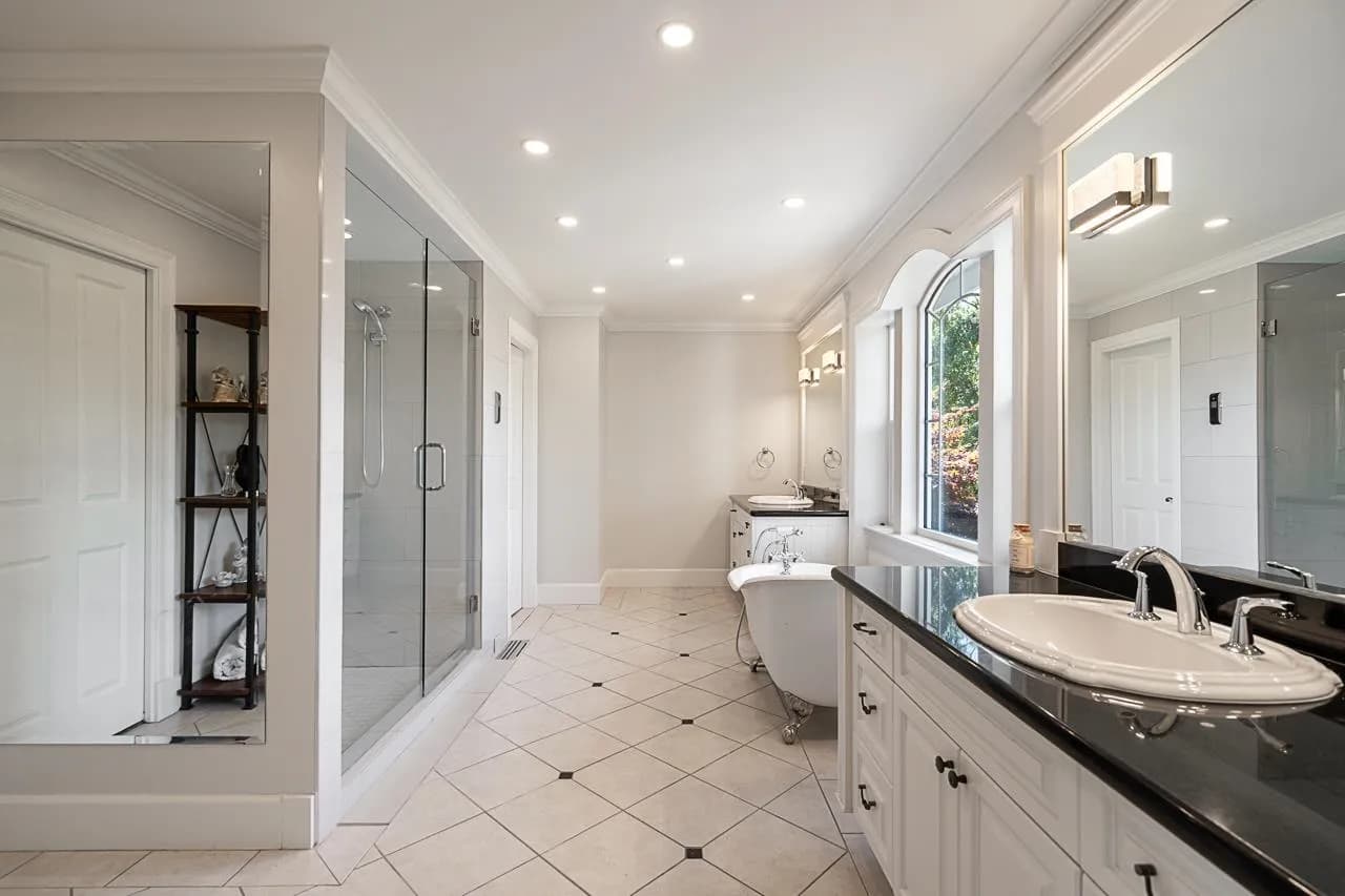 13761 22a Avenue, Surrey, BC V4A 9V8 — image 11