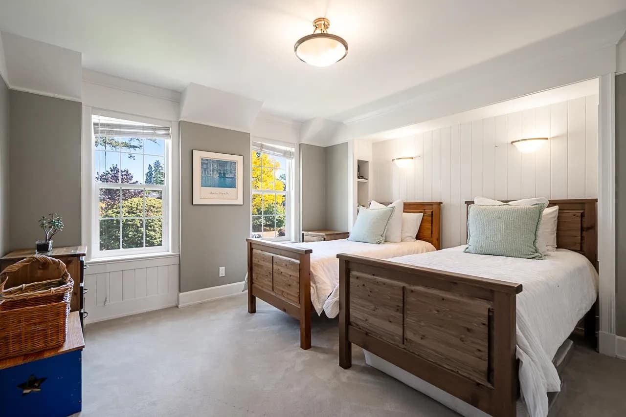 13761 22a Avenue, Surrey, BC V4A 9V8 — image 13