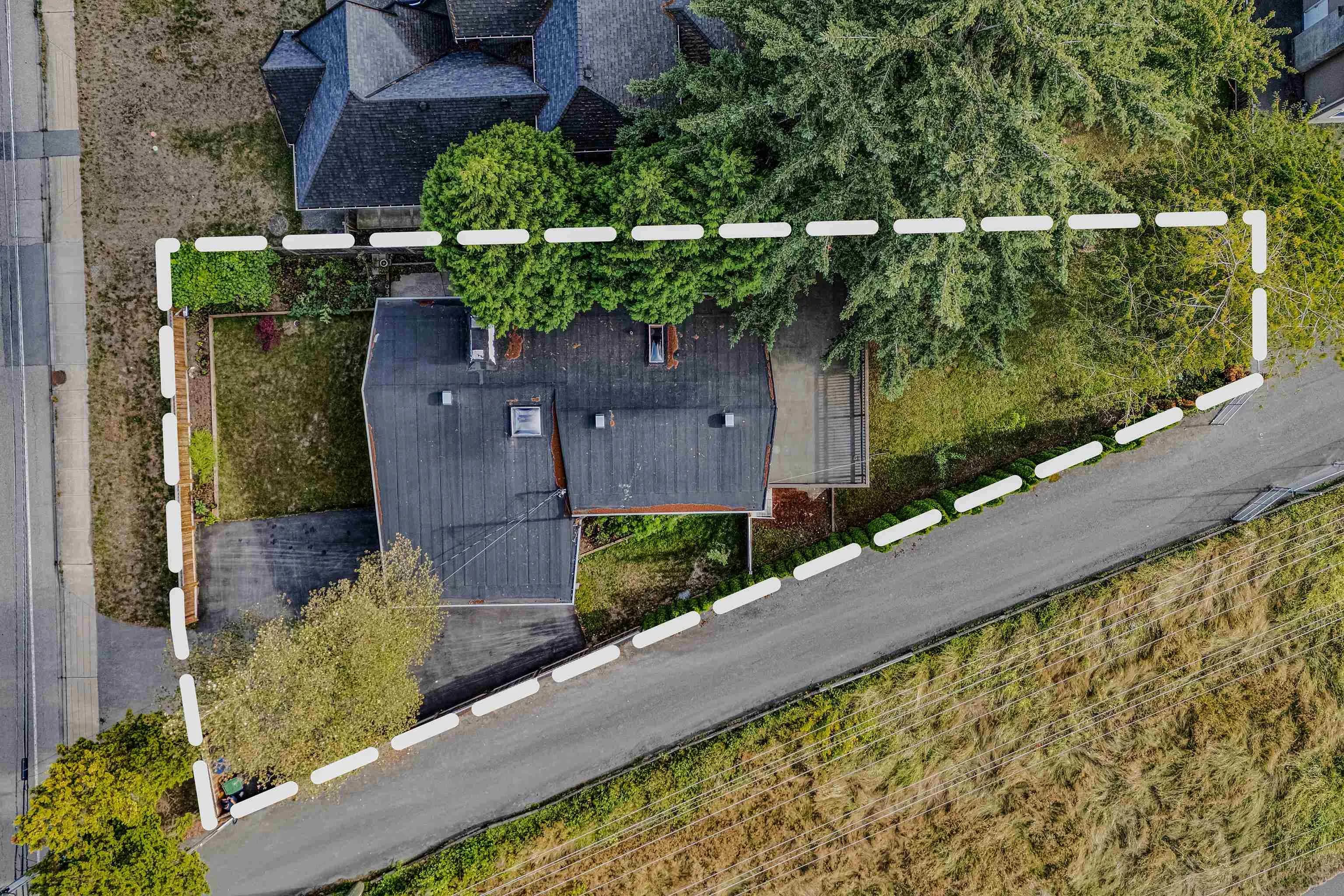 9387 140 Street, Surrey, BC V3V 5Z3 — image 6