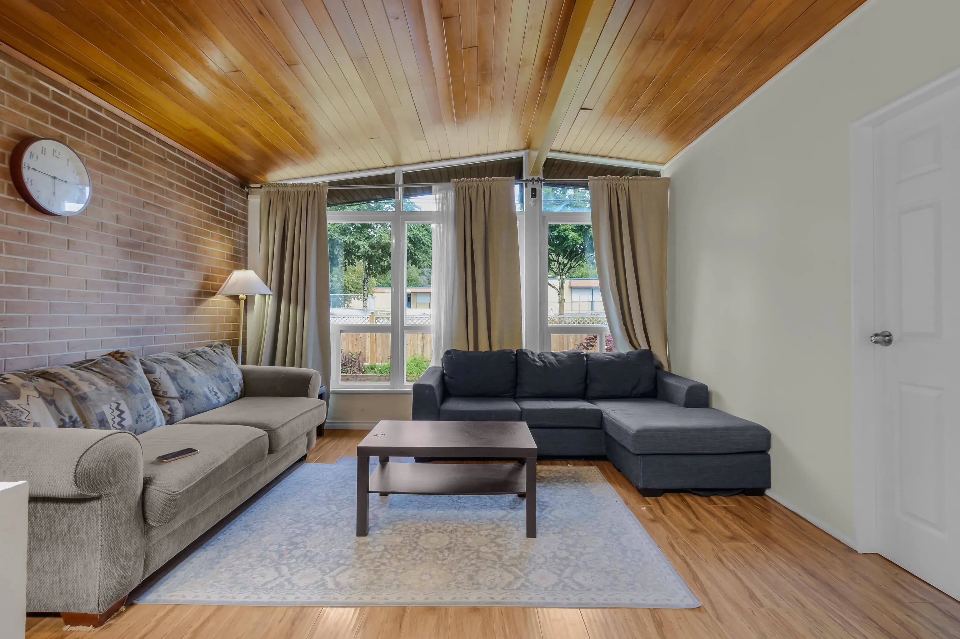 9387 140 Street, Surrey, BC V3V 5Z3 — image 16
