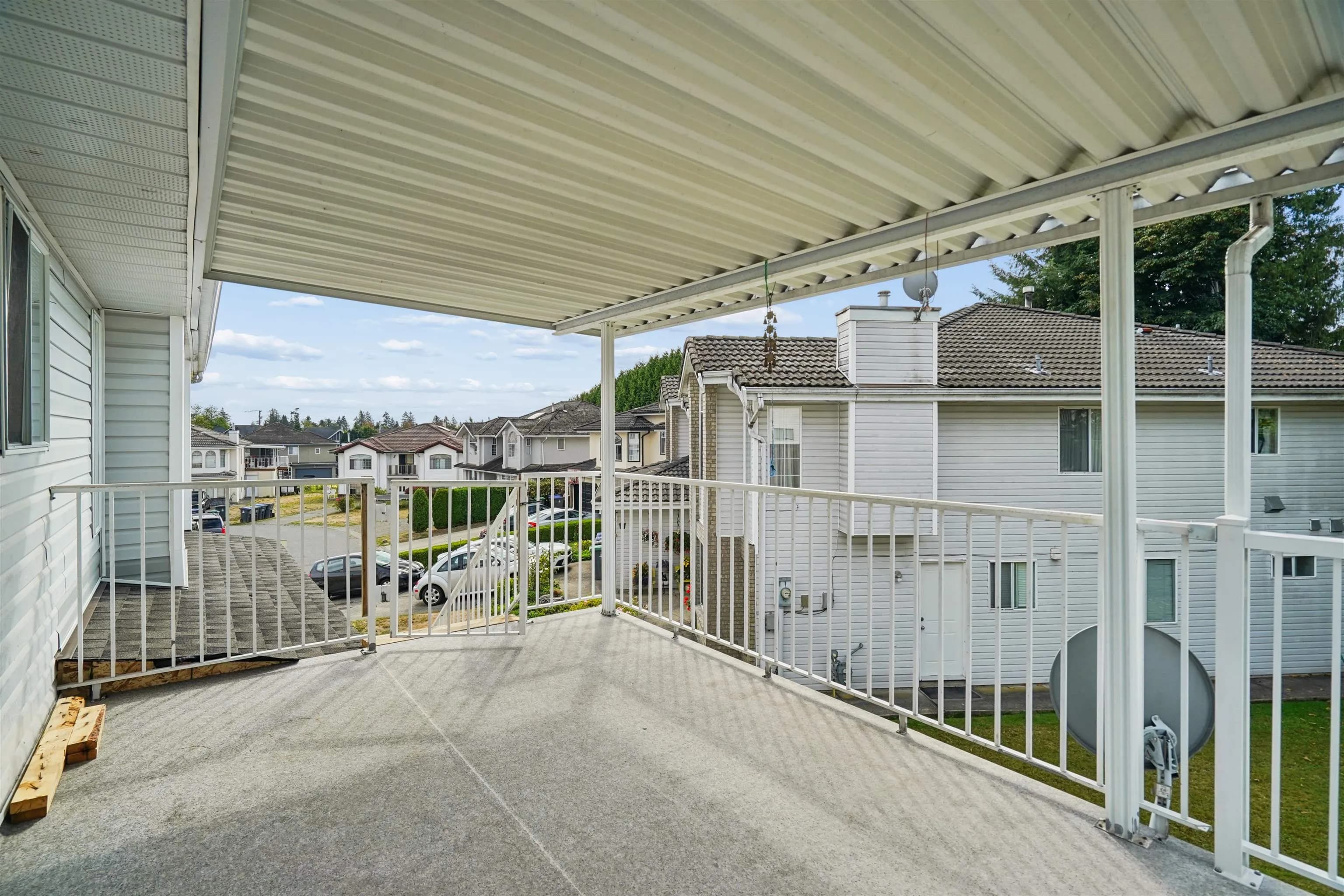 7021 143a Street, Surrey, BC V3W 0X5 — image 22