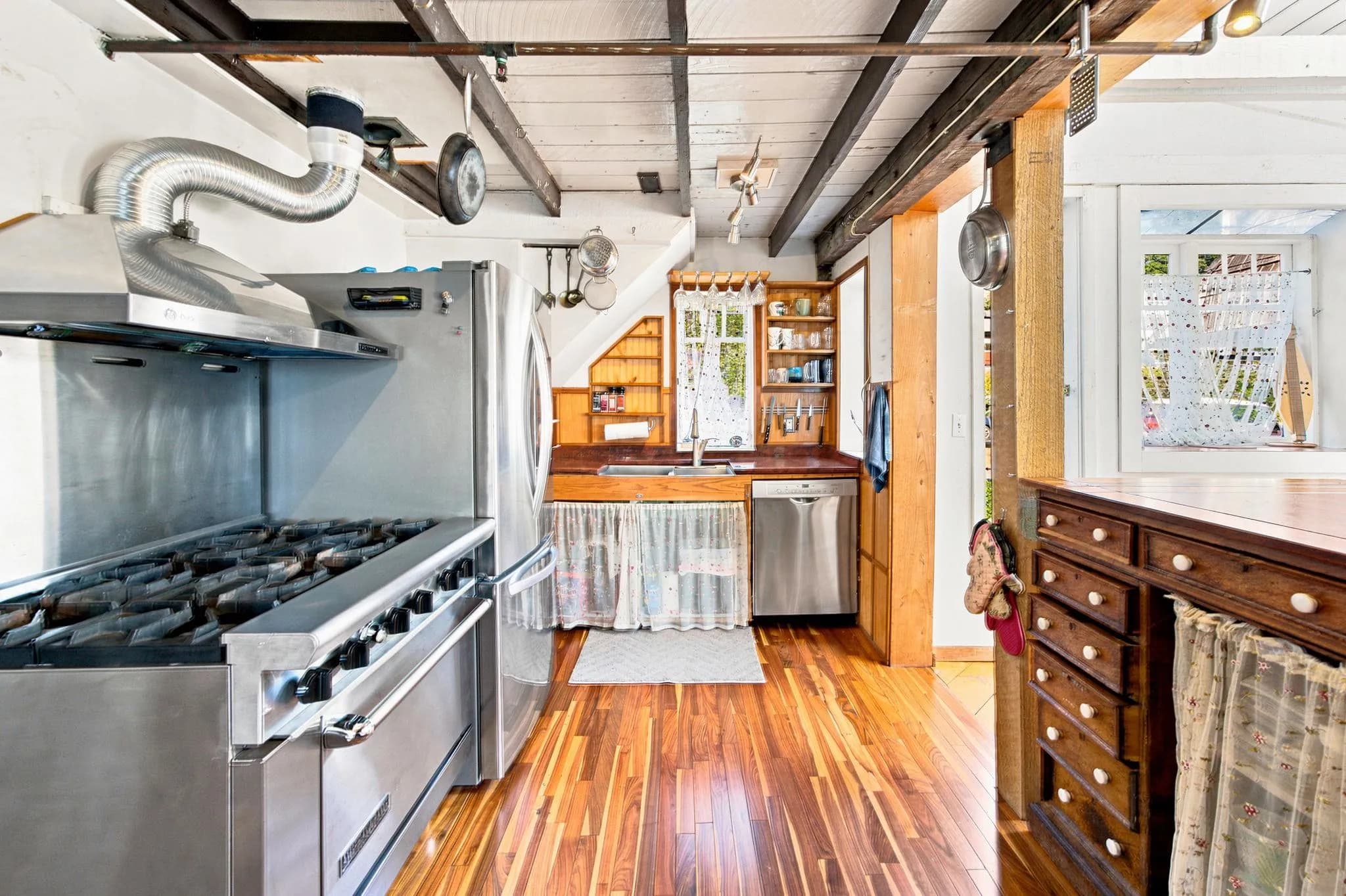 3396 Marine Drive, West Vancouver, BC V7V 1M9 — image 9