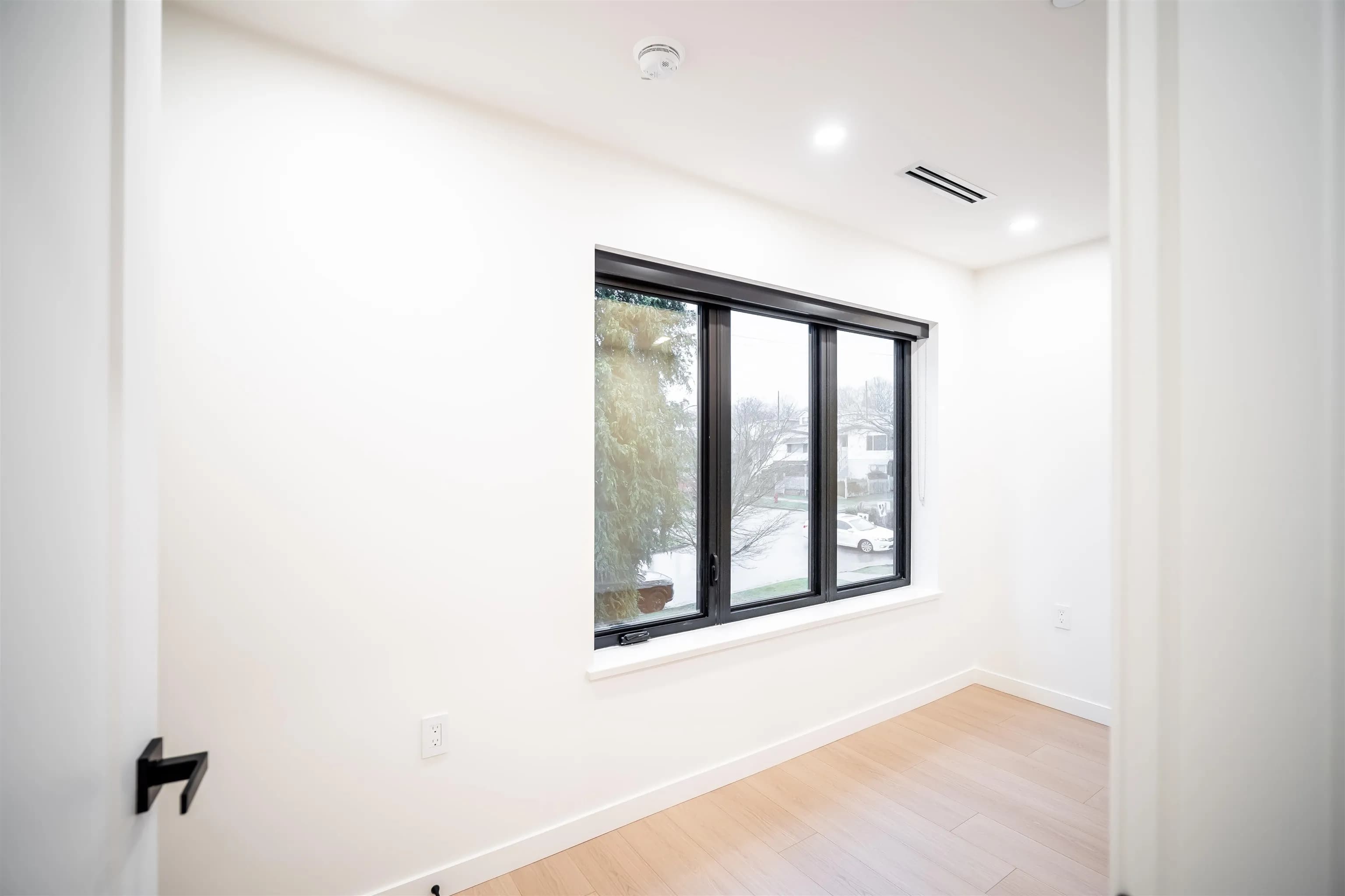 7960 Inverness Street, Vancouver, BC V5X 4H7 — image 9