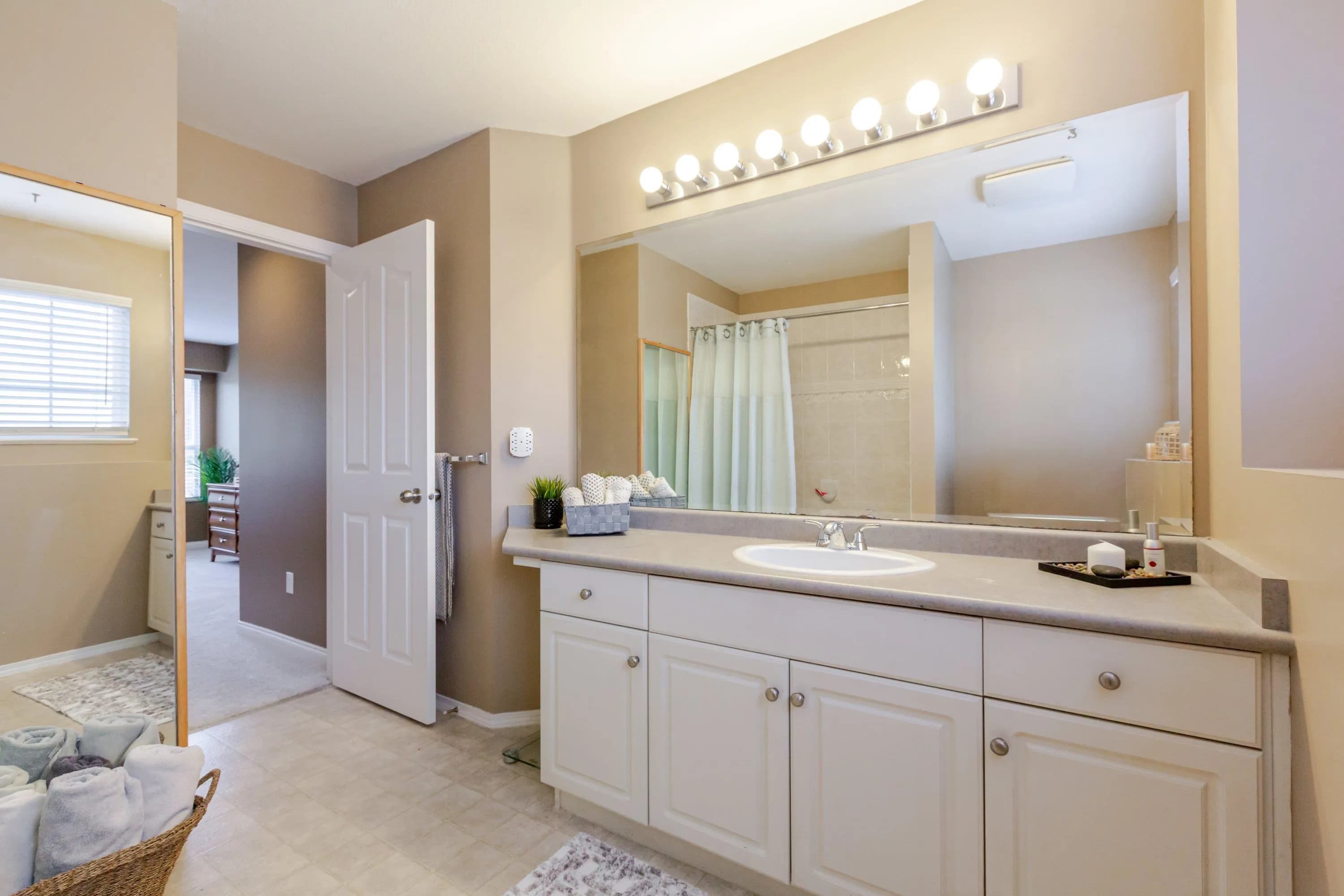 18416 68th Avenue, Surrey, BC V3S 9C1 — image 22