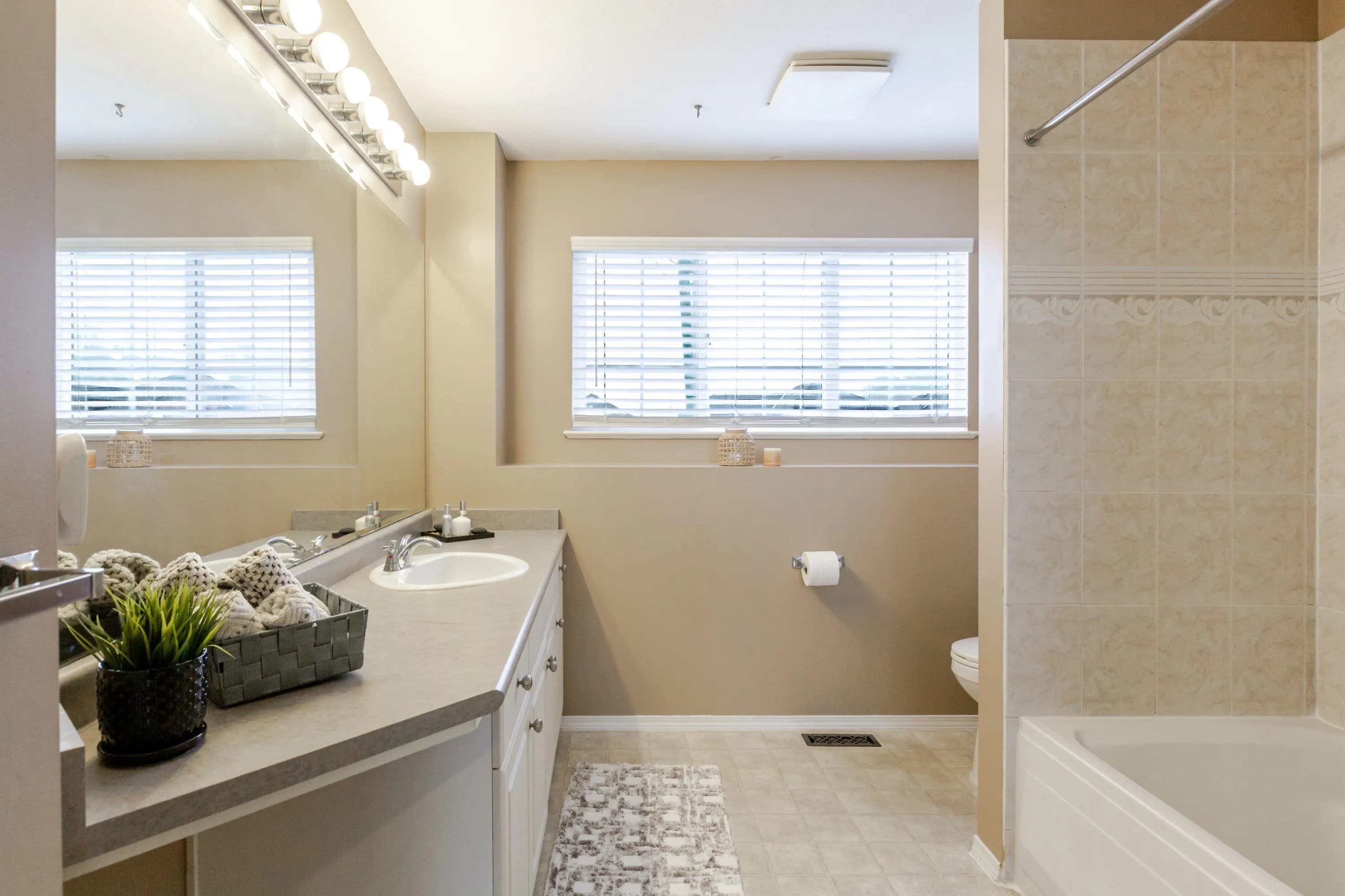 18416 68th Avenue, Surrey, BC V3S 9C1 — image 21