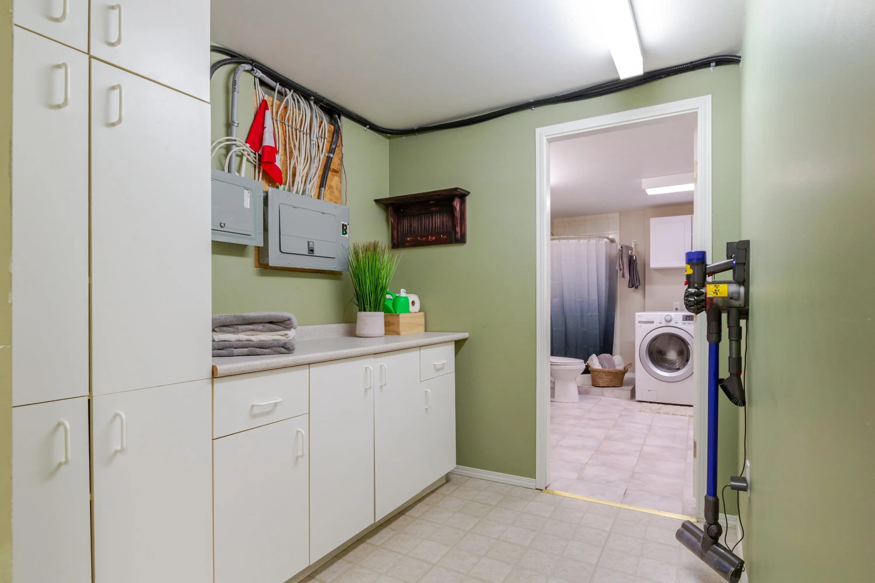 18416 68th Avenue, Surrey, BC V3S 9C1 — image 29