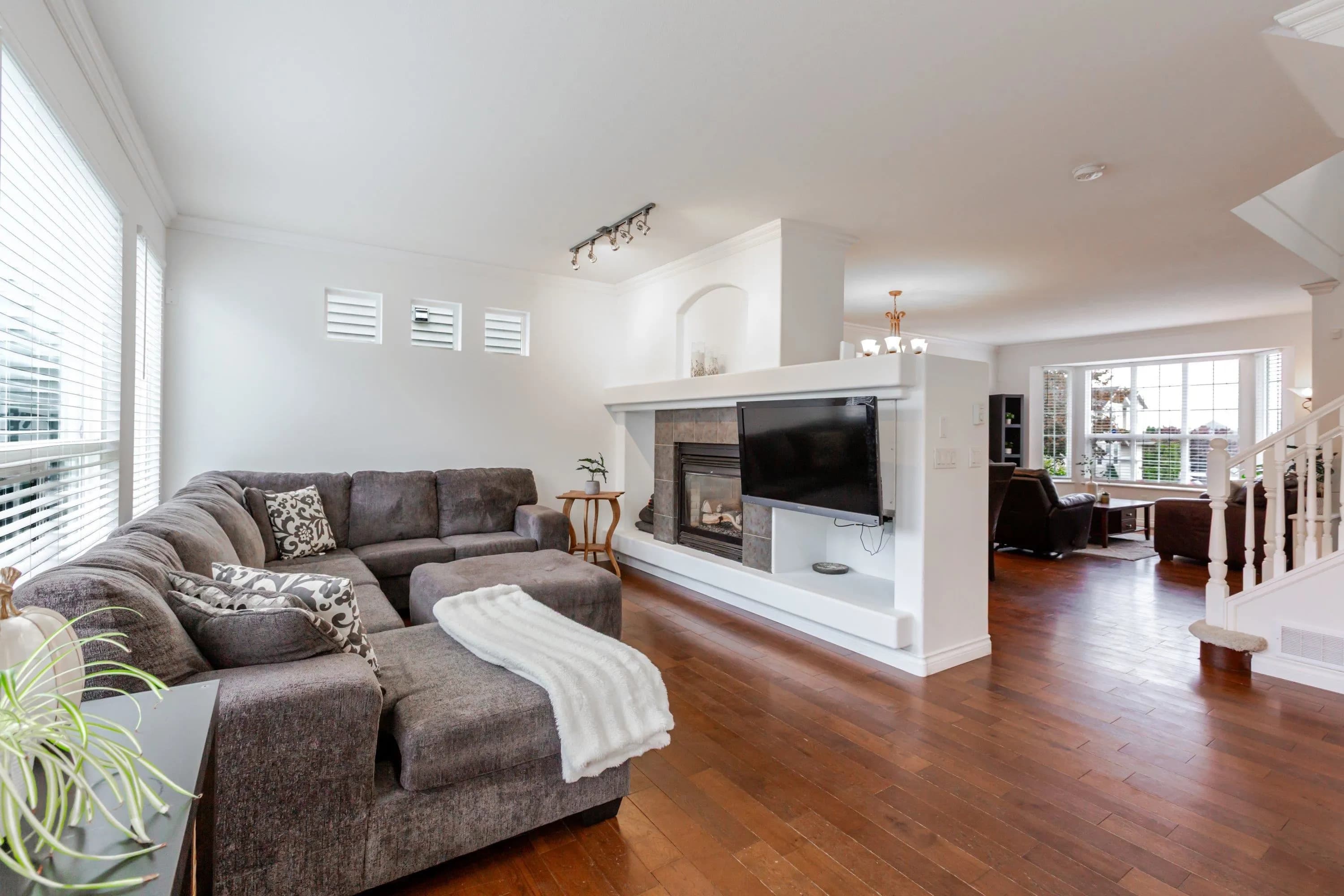 18416 68th Avenue, Surrey, BC V3S 9C1 — image 11